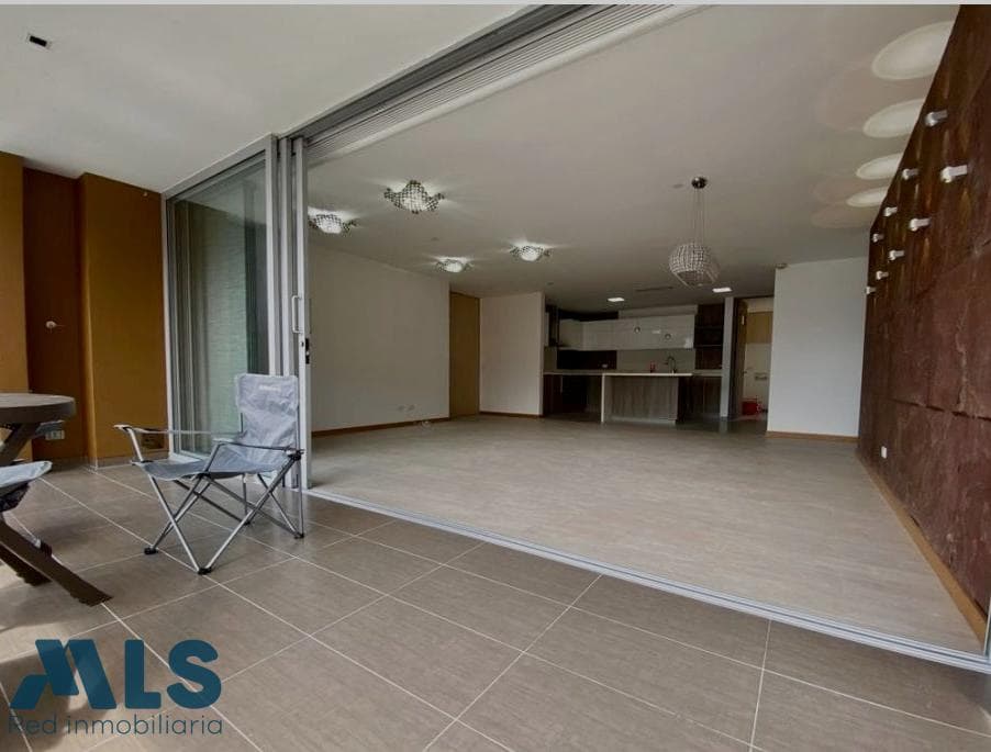 Apartamento en venta en El Esmeraldal, Aburra Sur, Envigado — foto 1 de 12