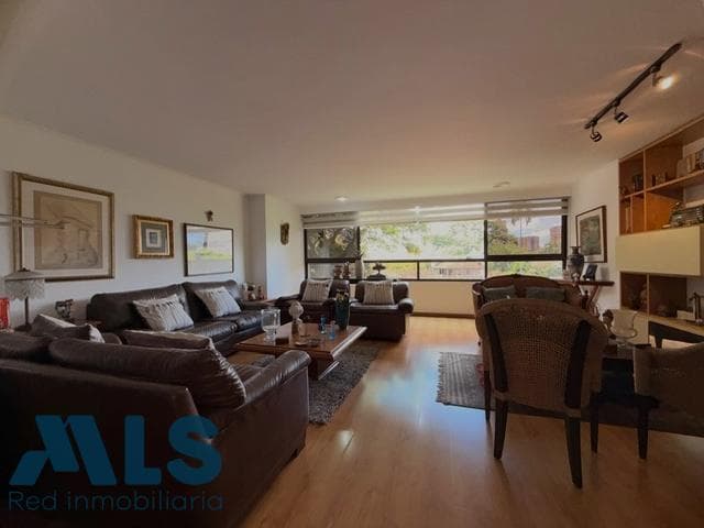 Apartamento en venta en La Concha, Poblado, Medellín — foto 1 de 22