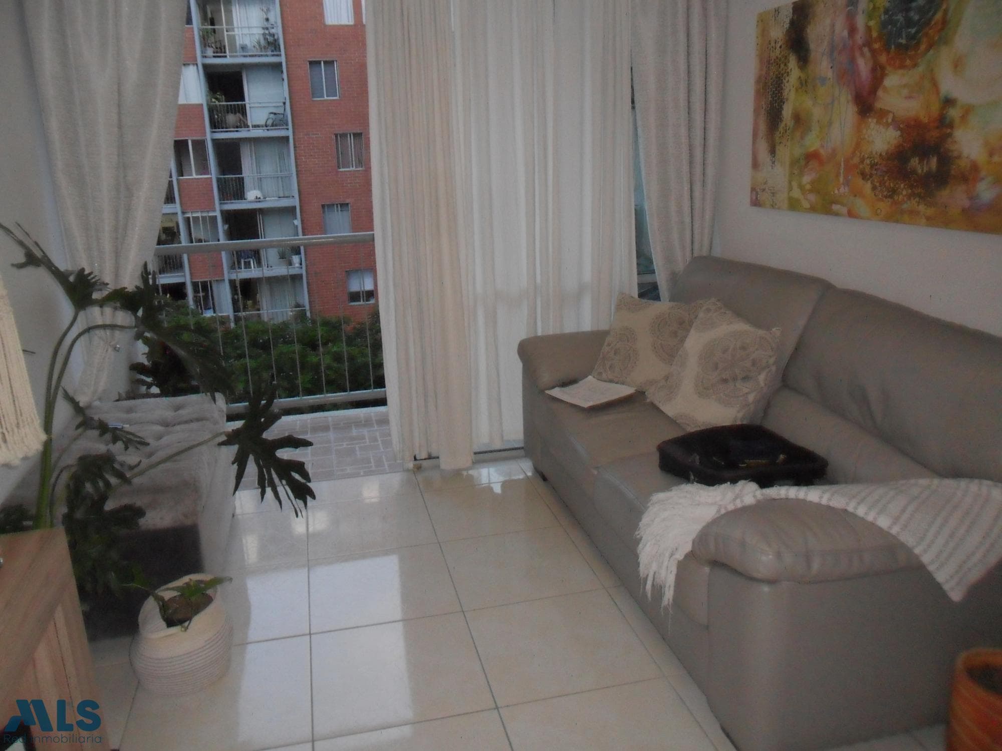 Apartamento en venta en La Mota, Belén Guayabal, Medellín — foto 1 de 13