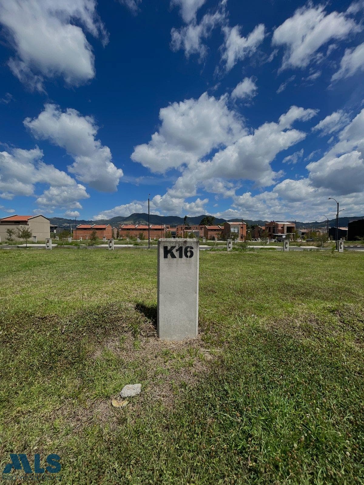 Lote Residencial en venta en Urbano (La Ceja), Oriente Antioqueño — foto 1 de 8
