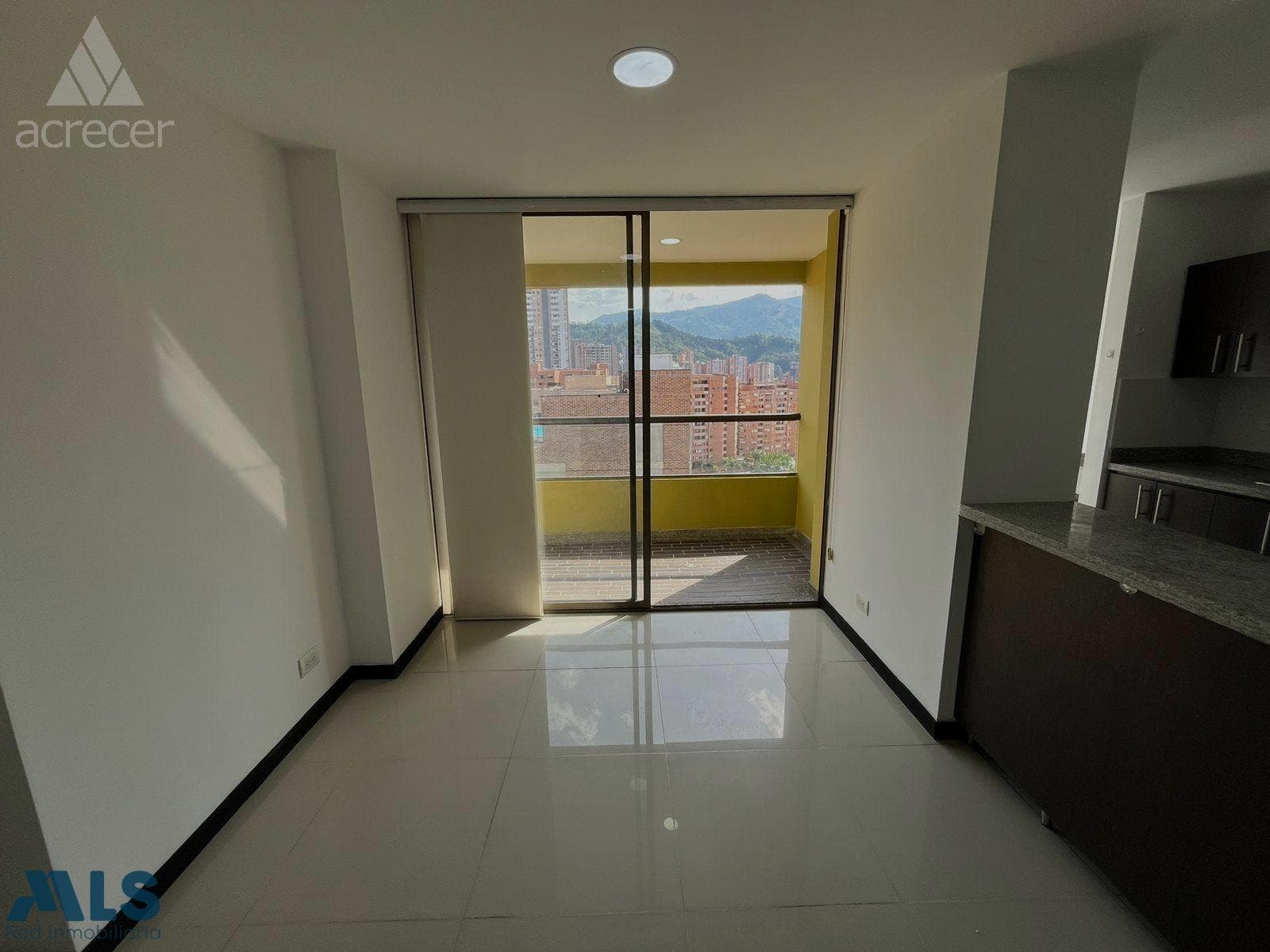Apartamento en venta en Parque Principal, Aburra Sur, Sabaneta — foto 1 de 23
