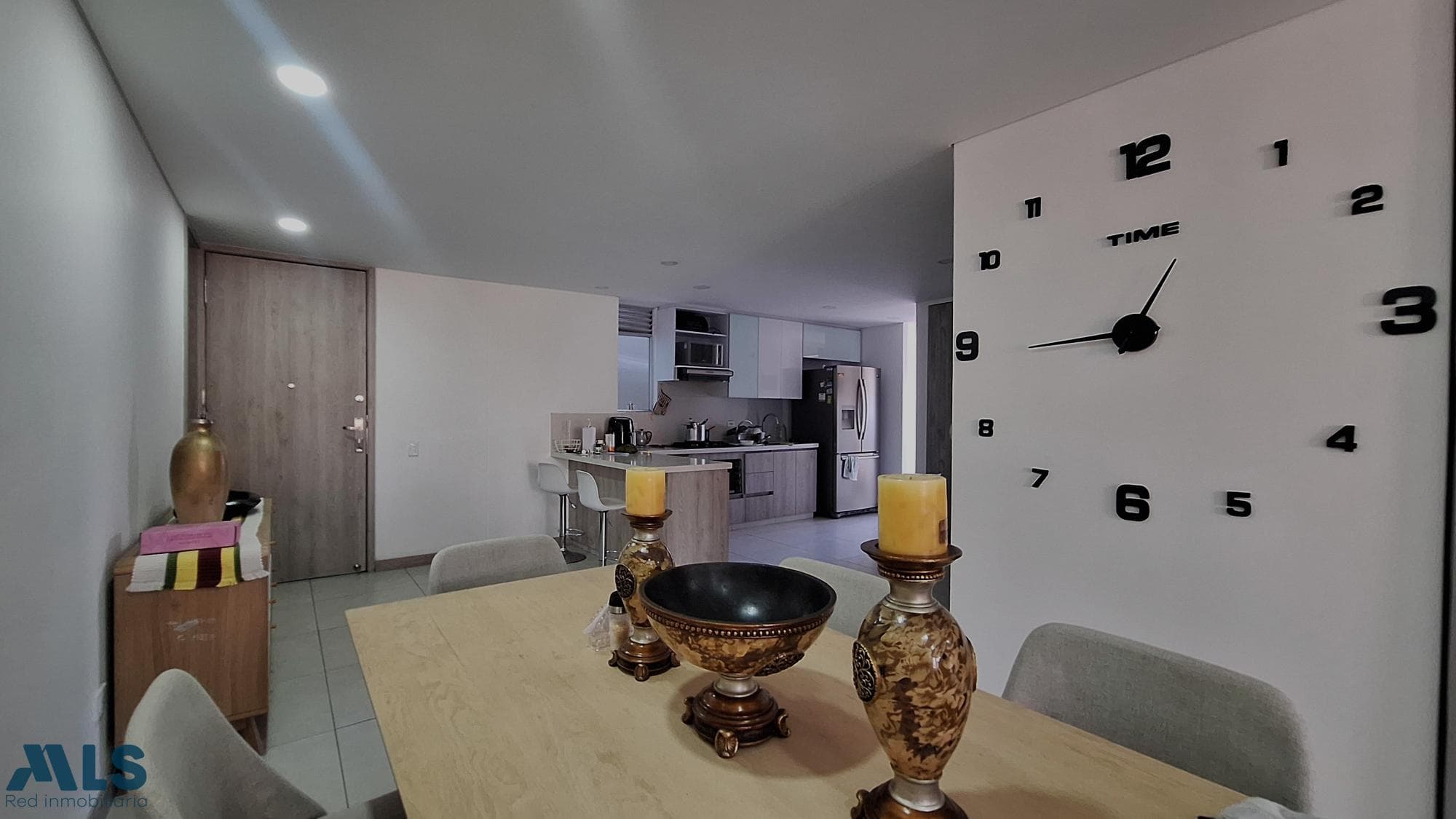 Apartamento en venta en Pontevedra, Aburra Sur, Envigado — foto 1 de 26