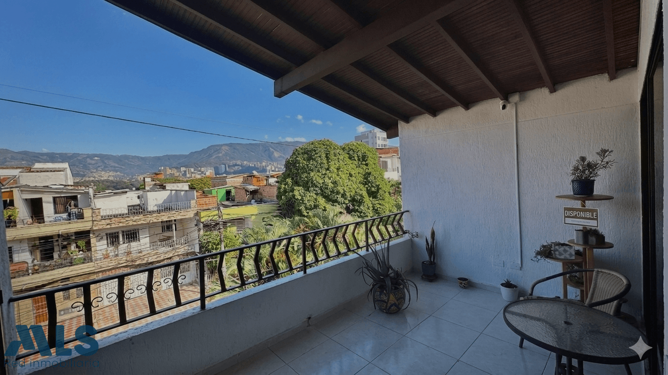 Casa en venta en Miravalle, Belén Guayabal, Medellín — foto 1 de 15