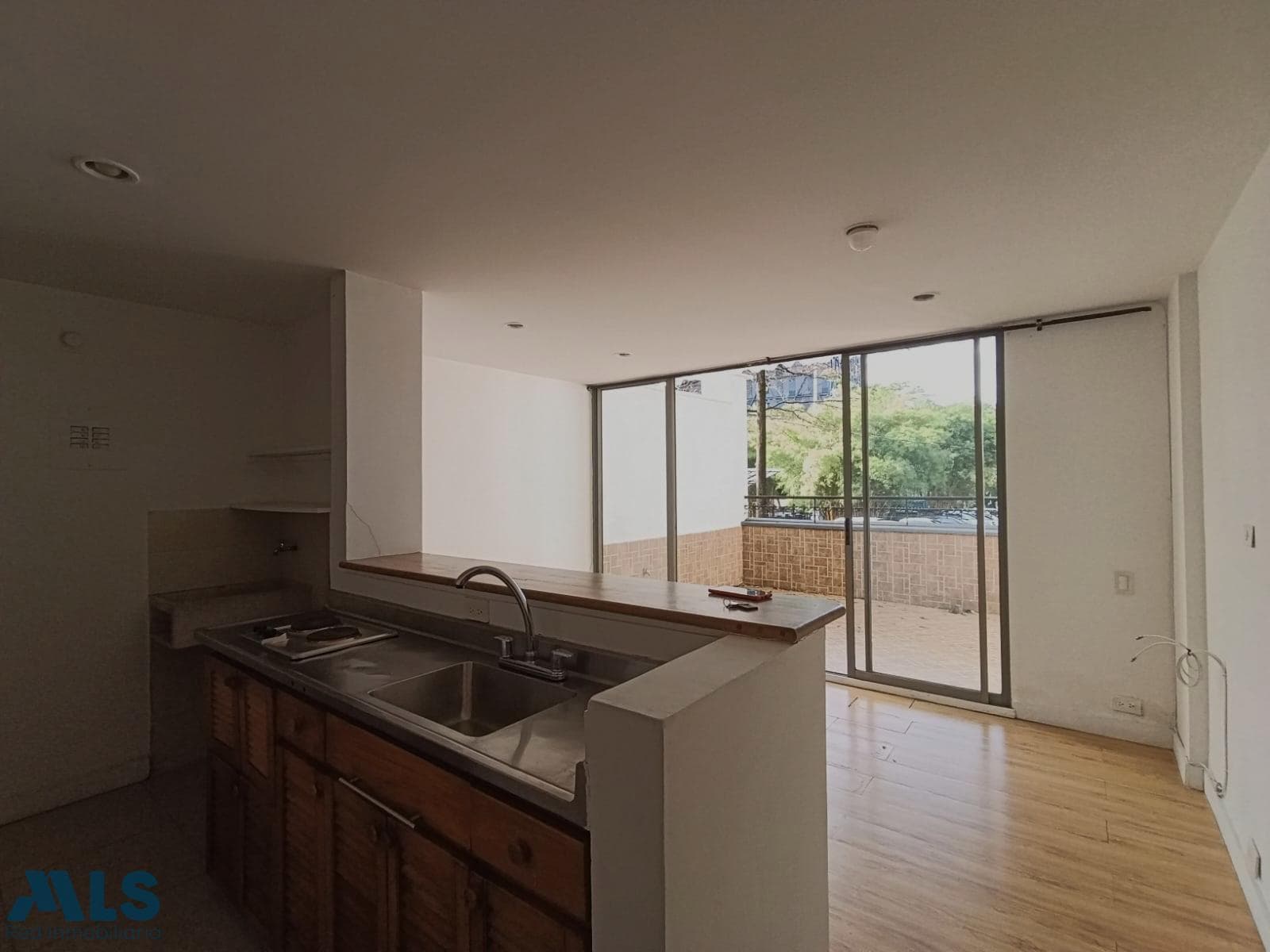 Apartamento en venta en La Aguacatala, Poblado, Medellín — foto 1 de 9