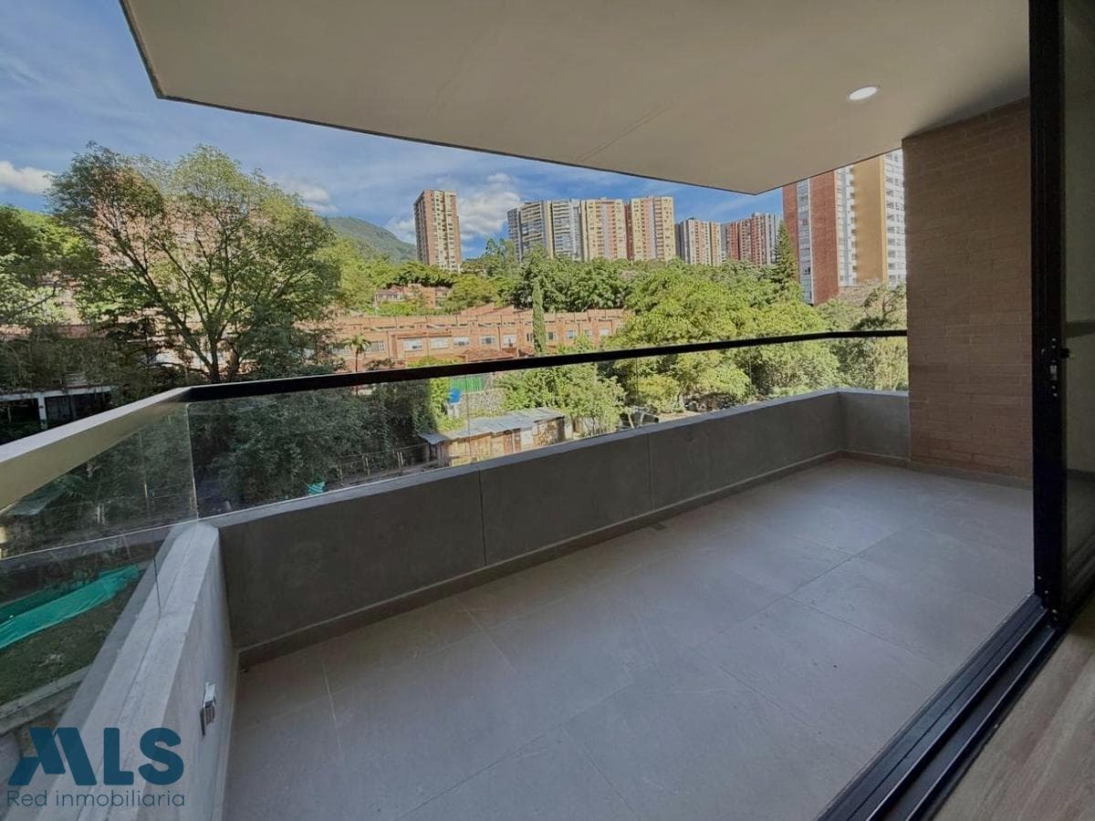 Apartamento en venta en Loma de las Brujas, Aburra Sur, Envigado — foto 1 de 25