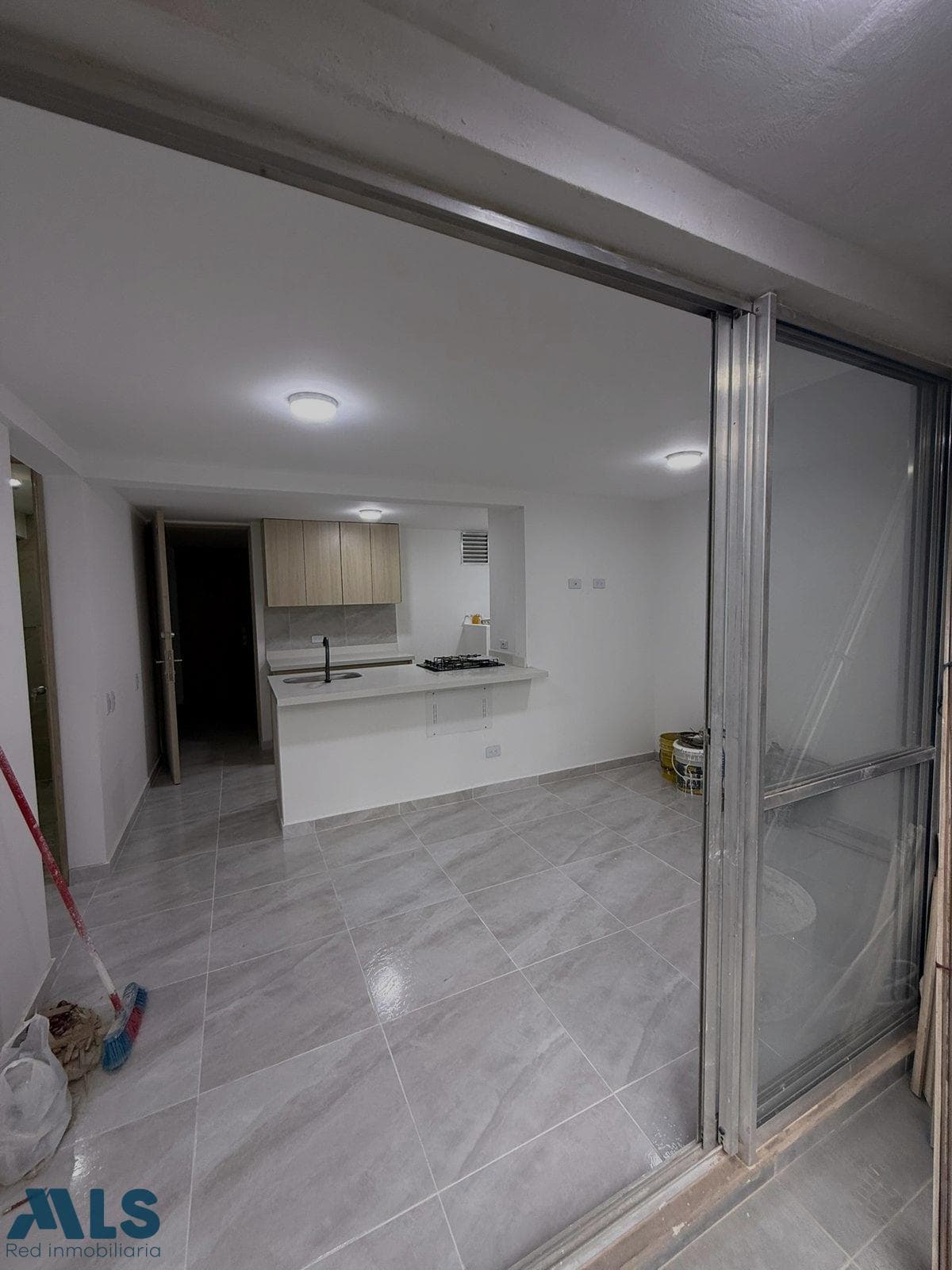 Apartamento en venta en Loma de San Jose, Aburra Sur, Sabaneta — foto 1 de 11