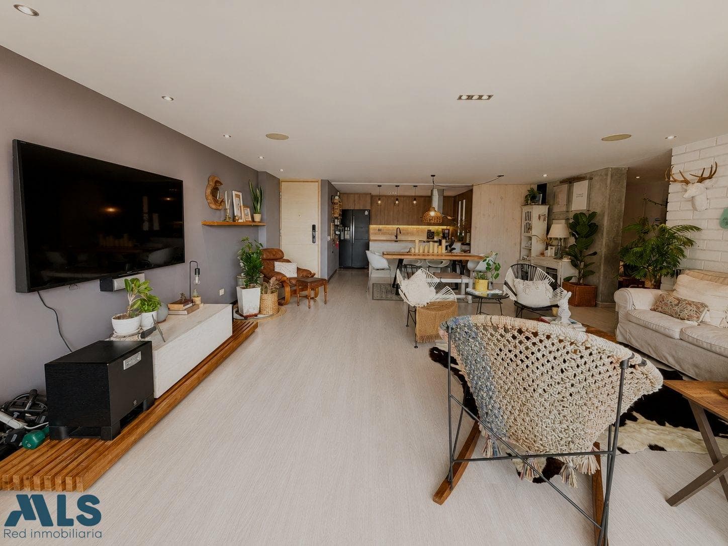 Apartamento en venta en Loma de las Brujas, Aburra Sur, Envigado — foto 1 de 20
