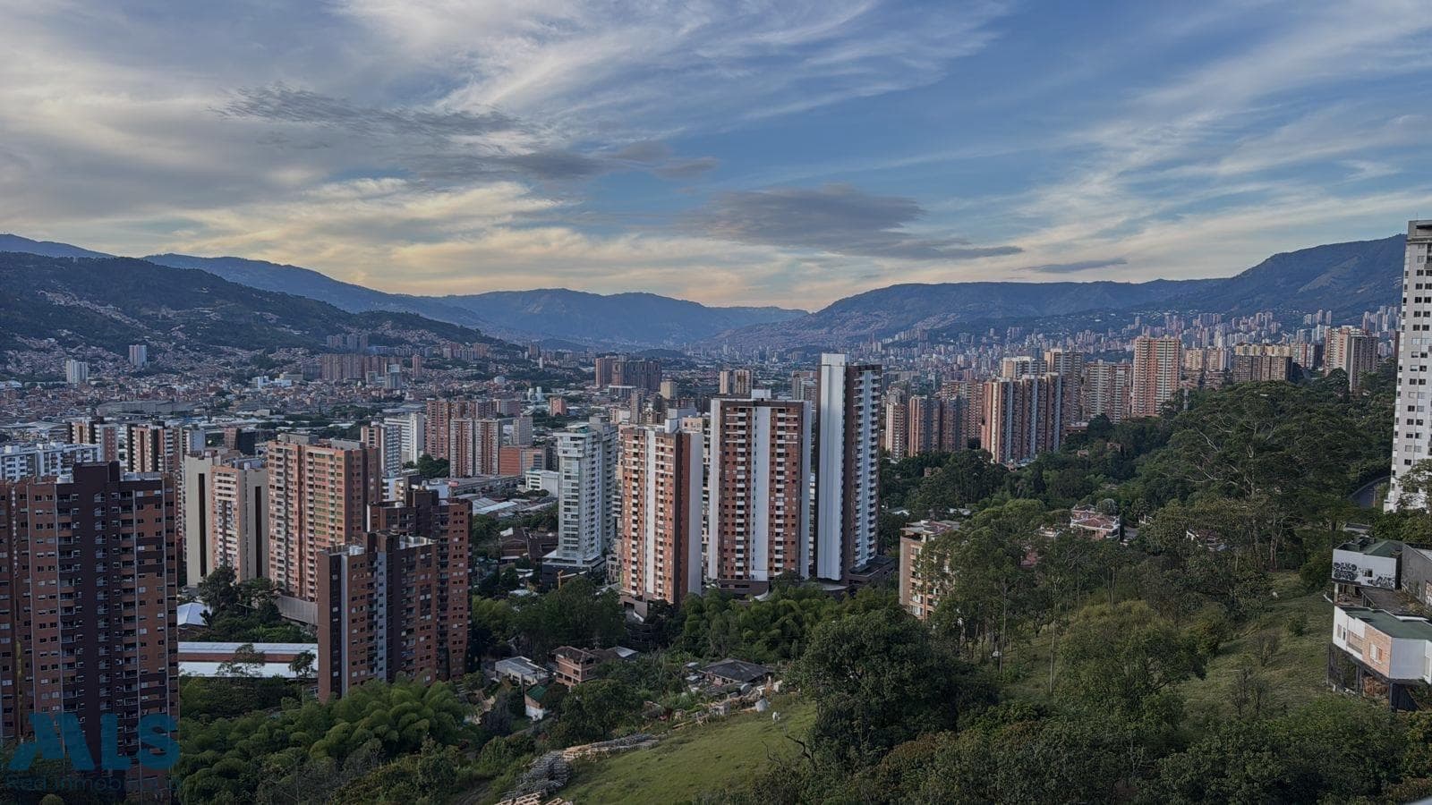 Apartamento en venta en Las Lomitas, Aburra Sur, Sabaneta — foto 1 de 9