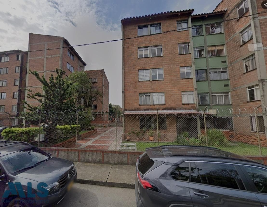 Casa en venta en Santa Fe, Belén Guayabal, Medellín — foto 1 de 8