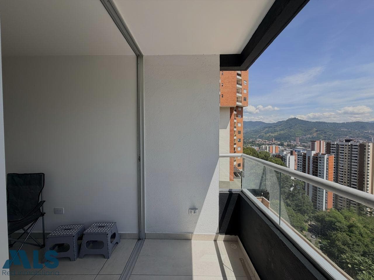 Apartamento en venta en Las Lomitas, Aburra Sur, Sabaneta — foto 1 de 12