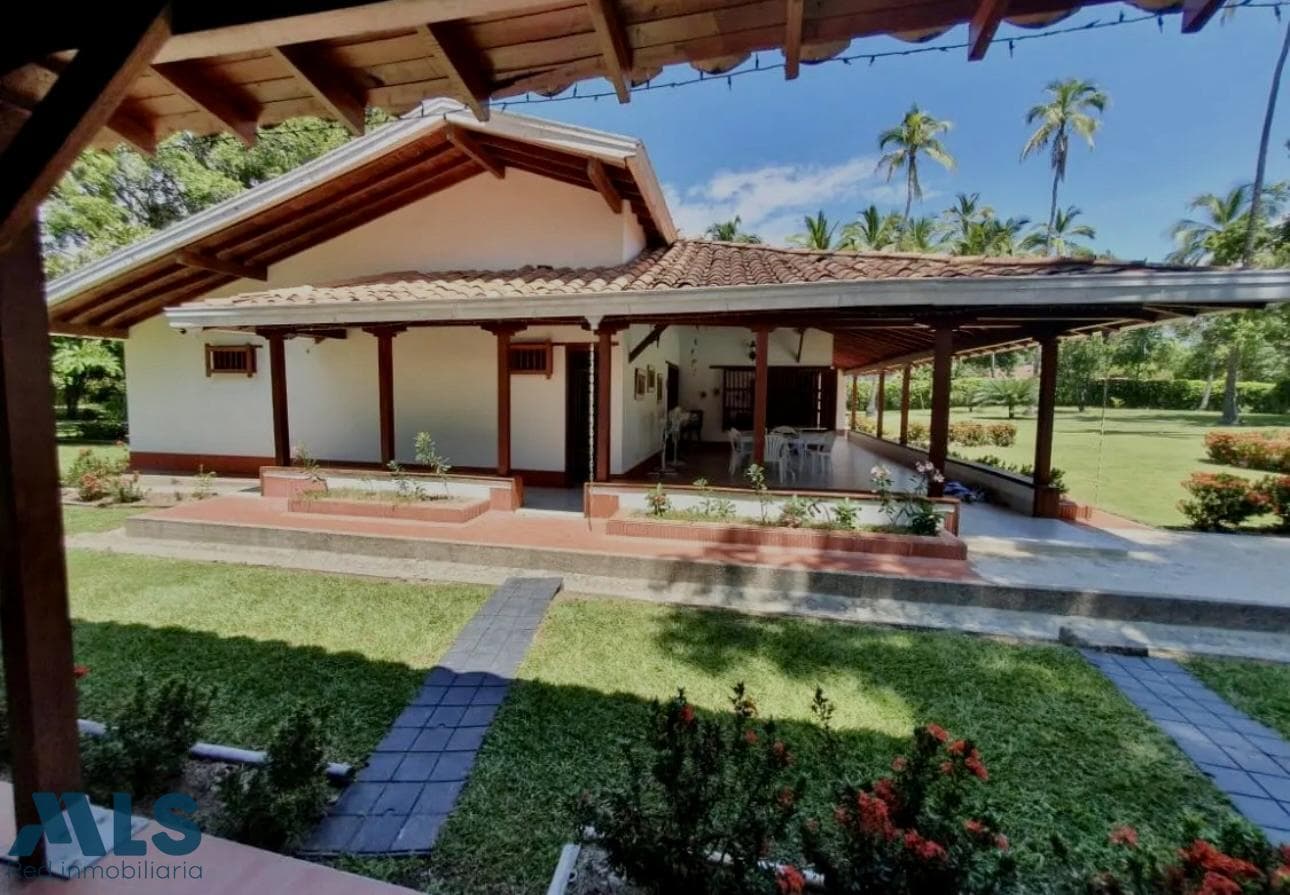 Finca Recreativa en venta en V. Kilometro 2, Occidente Antioqueño, Santa Fe de Antioquia — foto 1 de 13