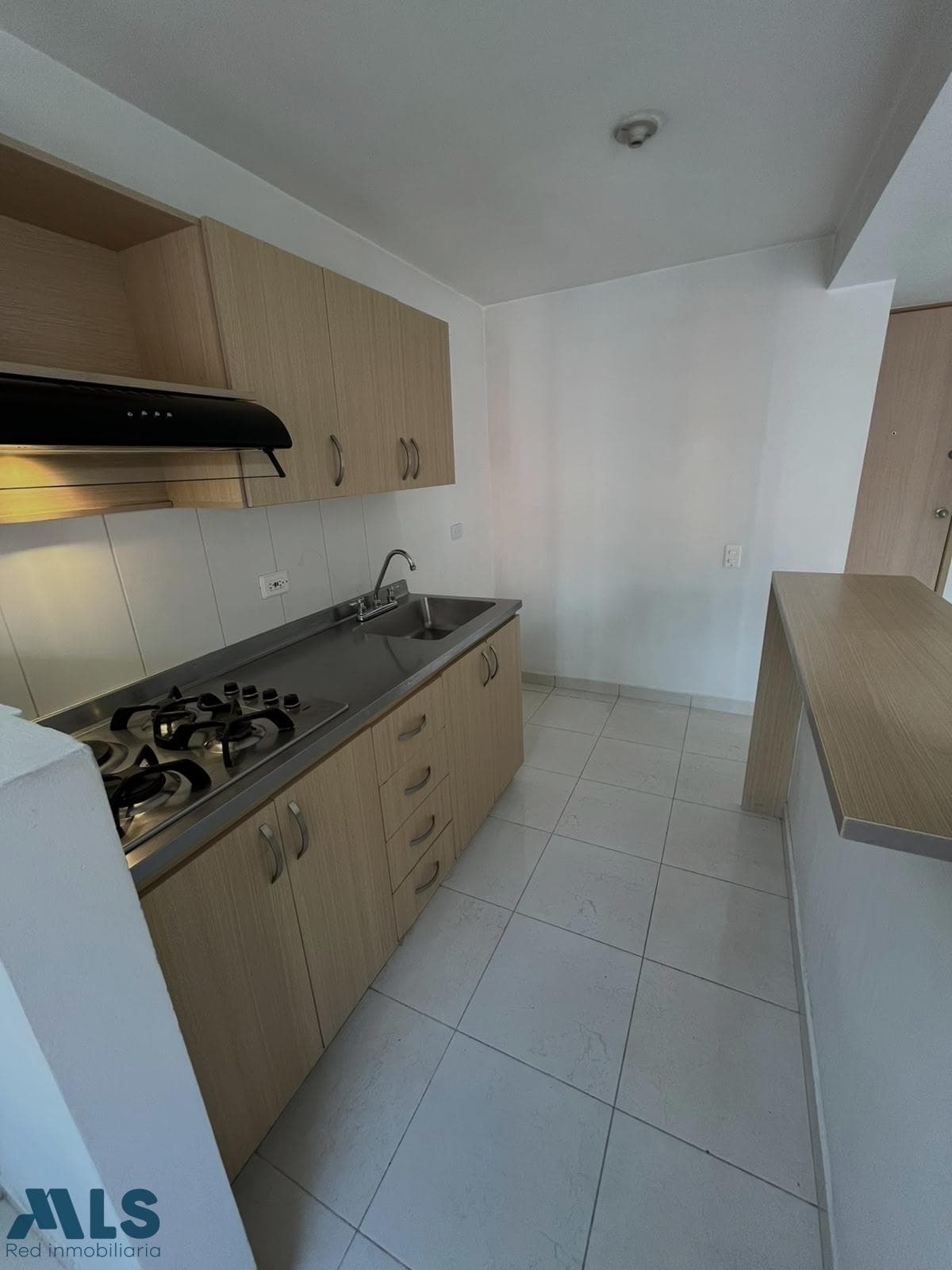 Apartamento en venta en La Pilarica, Occidente, Medellín — foto 1 de 27