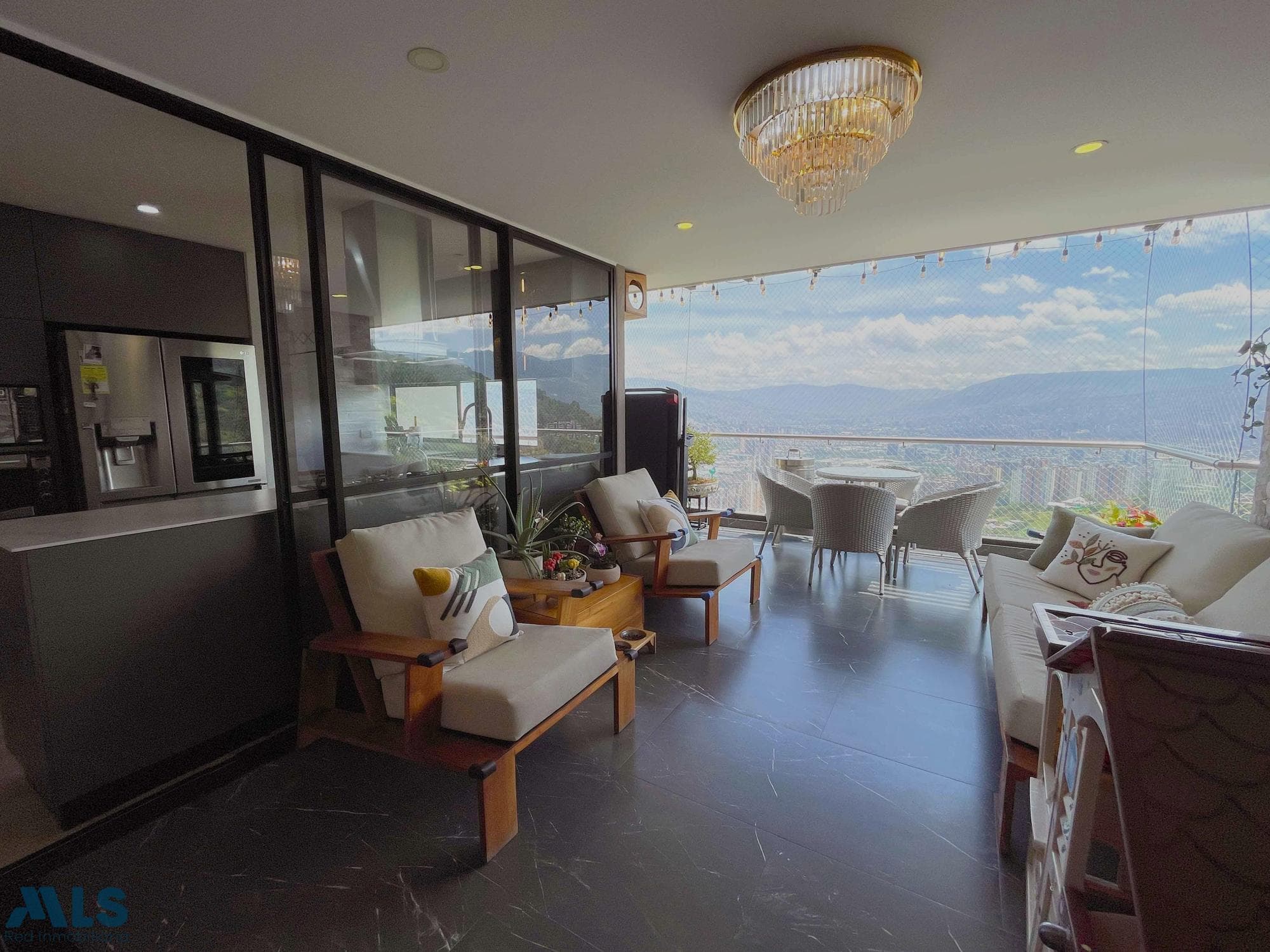 Apartamento en venta en Las Lomitas, Aburra Sur, Sabaneta — foto 1 de 35