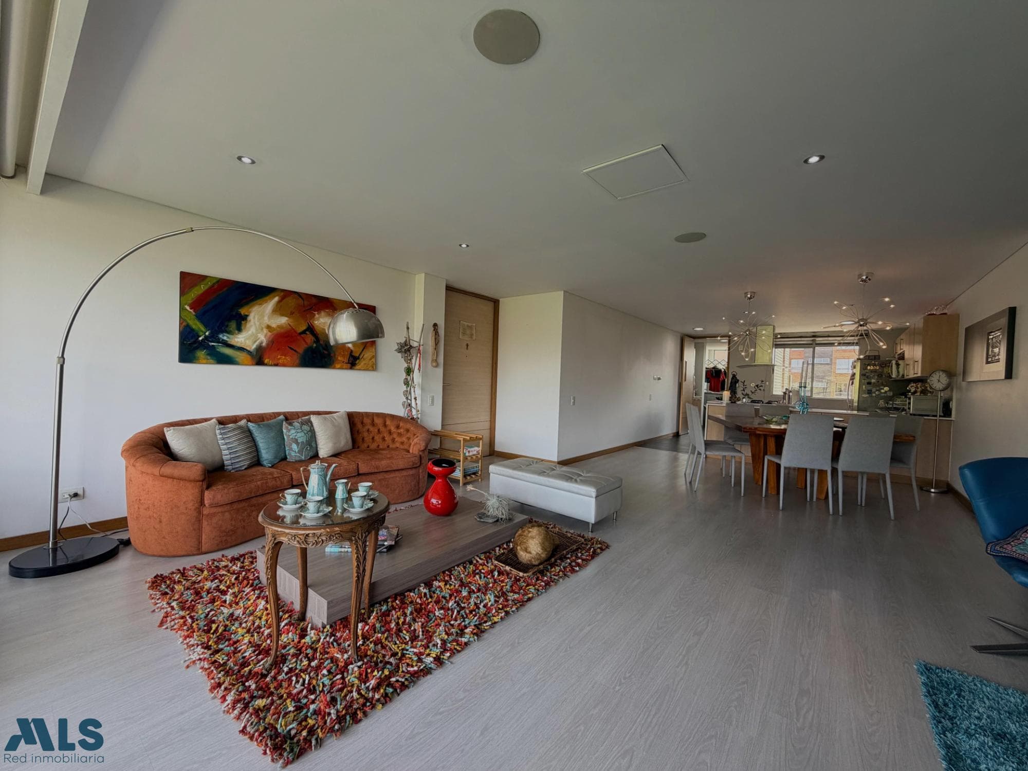 Apartamento en venta en Loma de Benedictinos, Aburra Sur, Envigado — foto 1 de 35