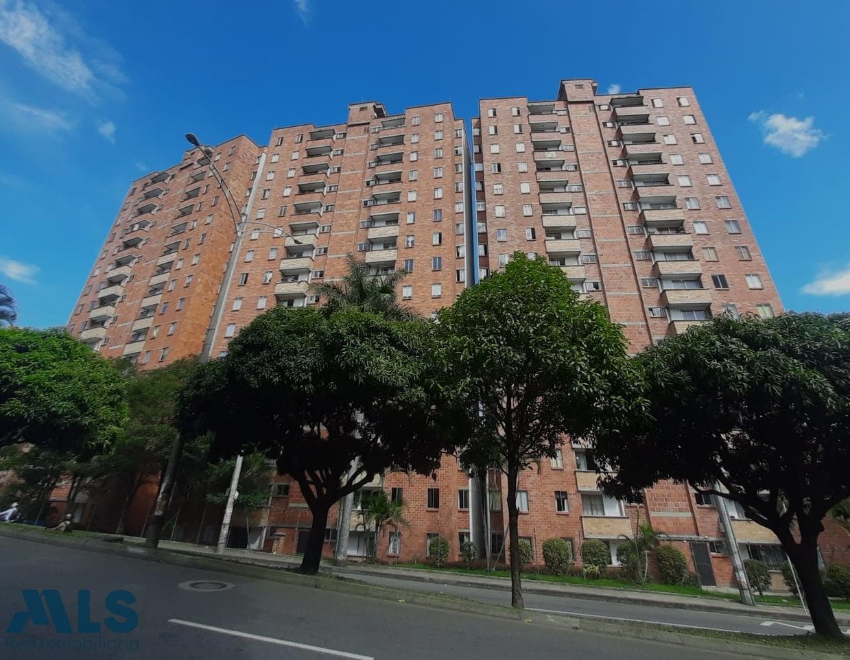 Apartamento en venta en Robledo, Occidente, Medellín — foto 1 de 25