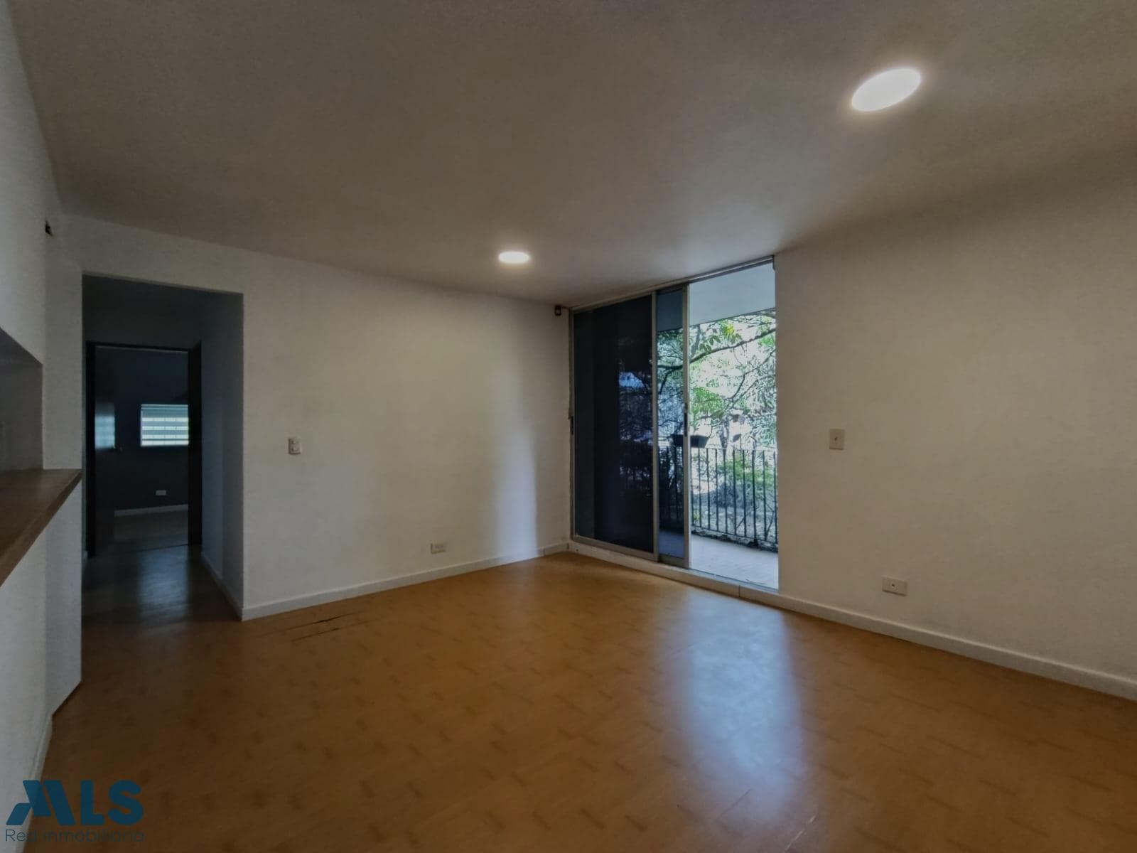 Apartamento en venta en Las Palmas, Poblado, Medellín — foto 1 de 9