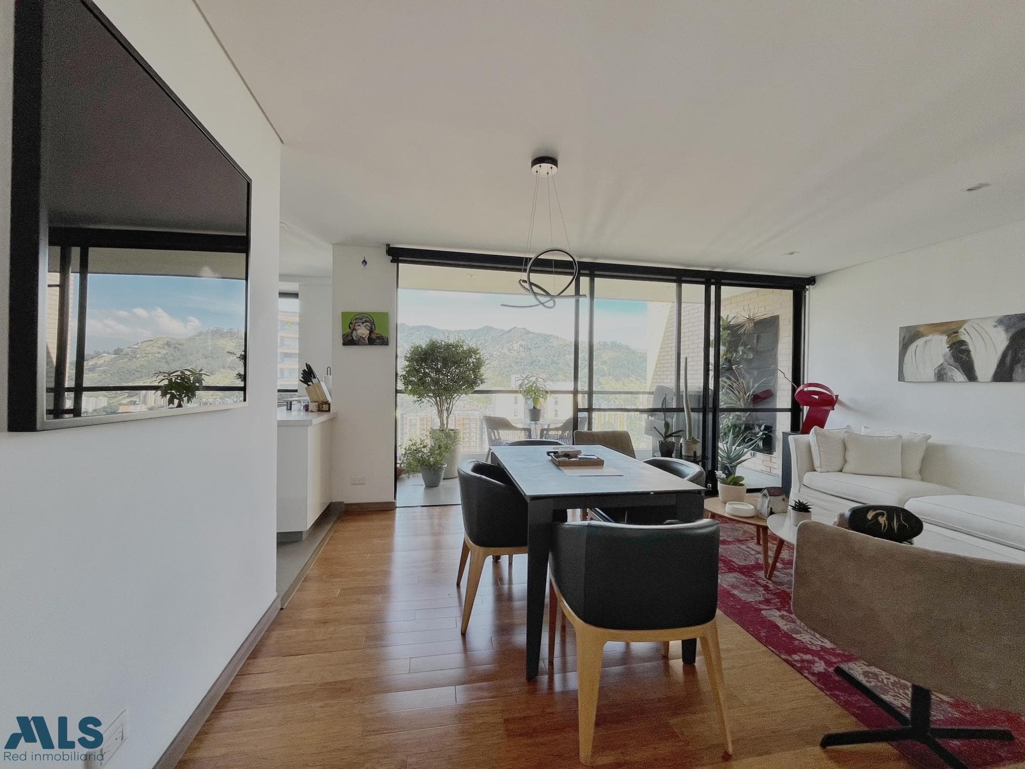 Apartamento en venta en Loma de las Brujas, Aburra Sur, Envigado — foto 1 de 35