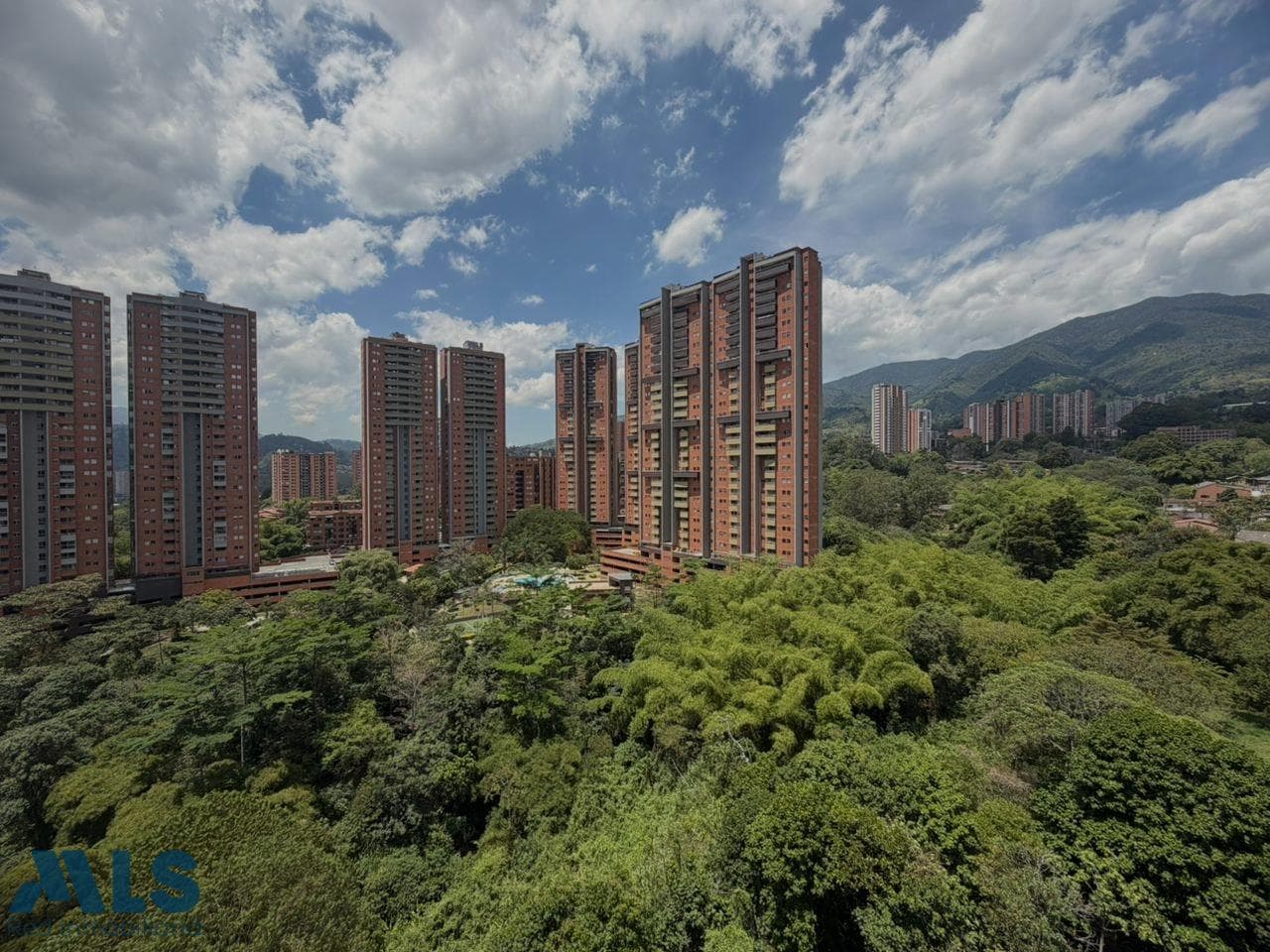 Apartamento en venta en Ditaires, Aburra Sur, Itagüí — foto 1 de 13