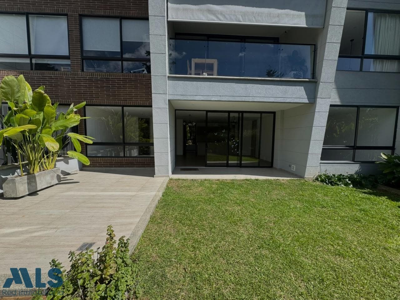 Apartamento en venta en V. Yarumal, Oriente Antioqueño, Rionegro — foto 1 de 17