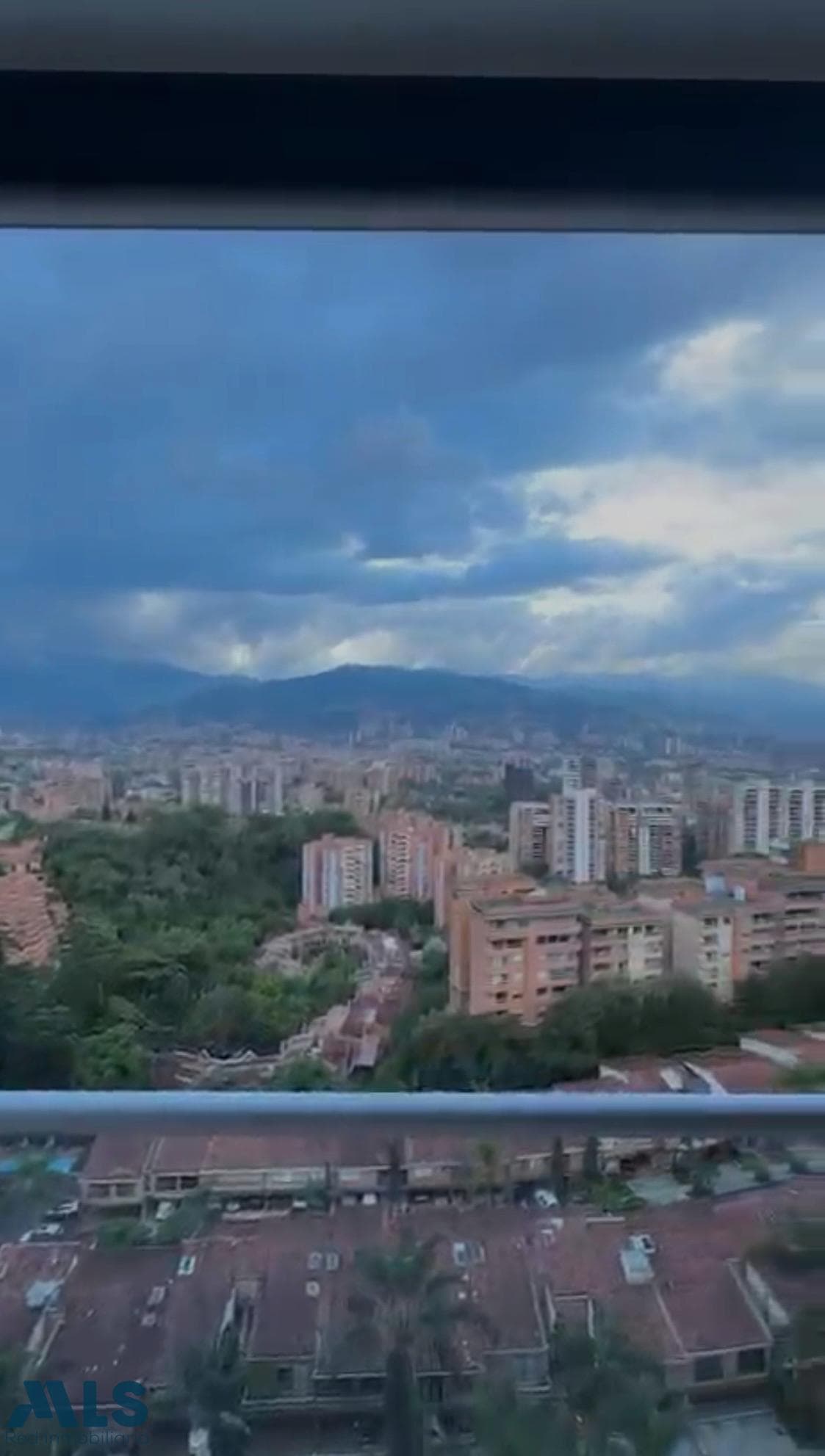 Apartamento en venta en Loma de Benedictinos, Aburra Sur, Envigado — foto 1 de 18