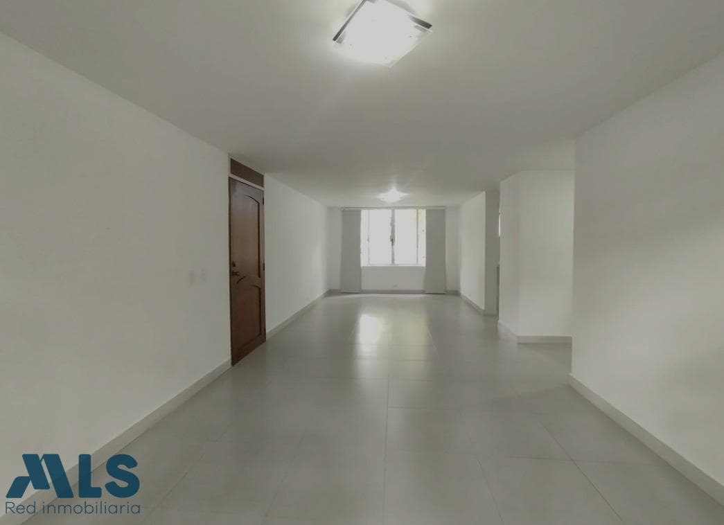 Apartamento en venta en Patio Bonito, Poblado, Medellín — foto 1 de 18