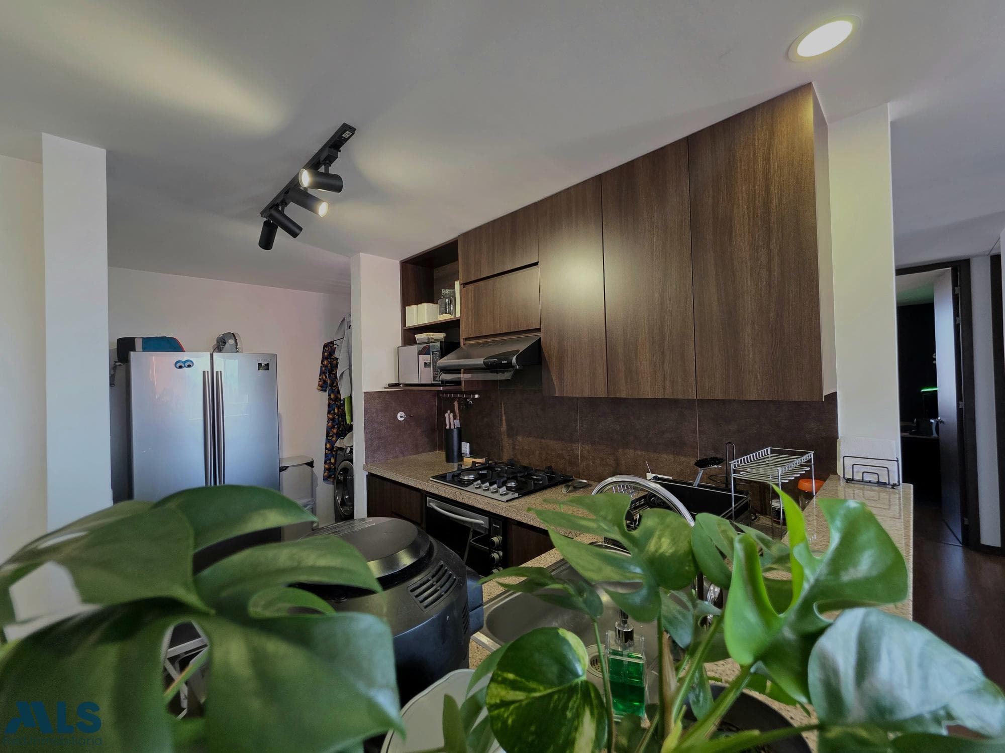 Apartamento en venta en El Esmeraldal, Aburra Sur, Envigado — foto 1 de 16