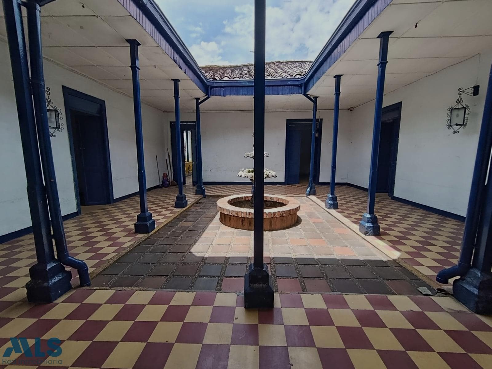 Casa en venta en Robledo, Occidente, Medellín — foto 1 de 22