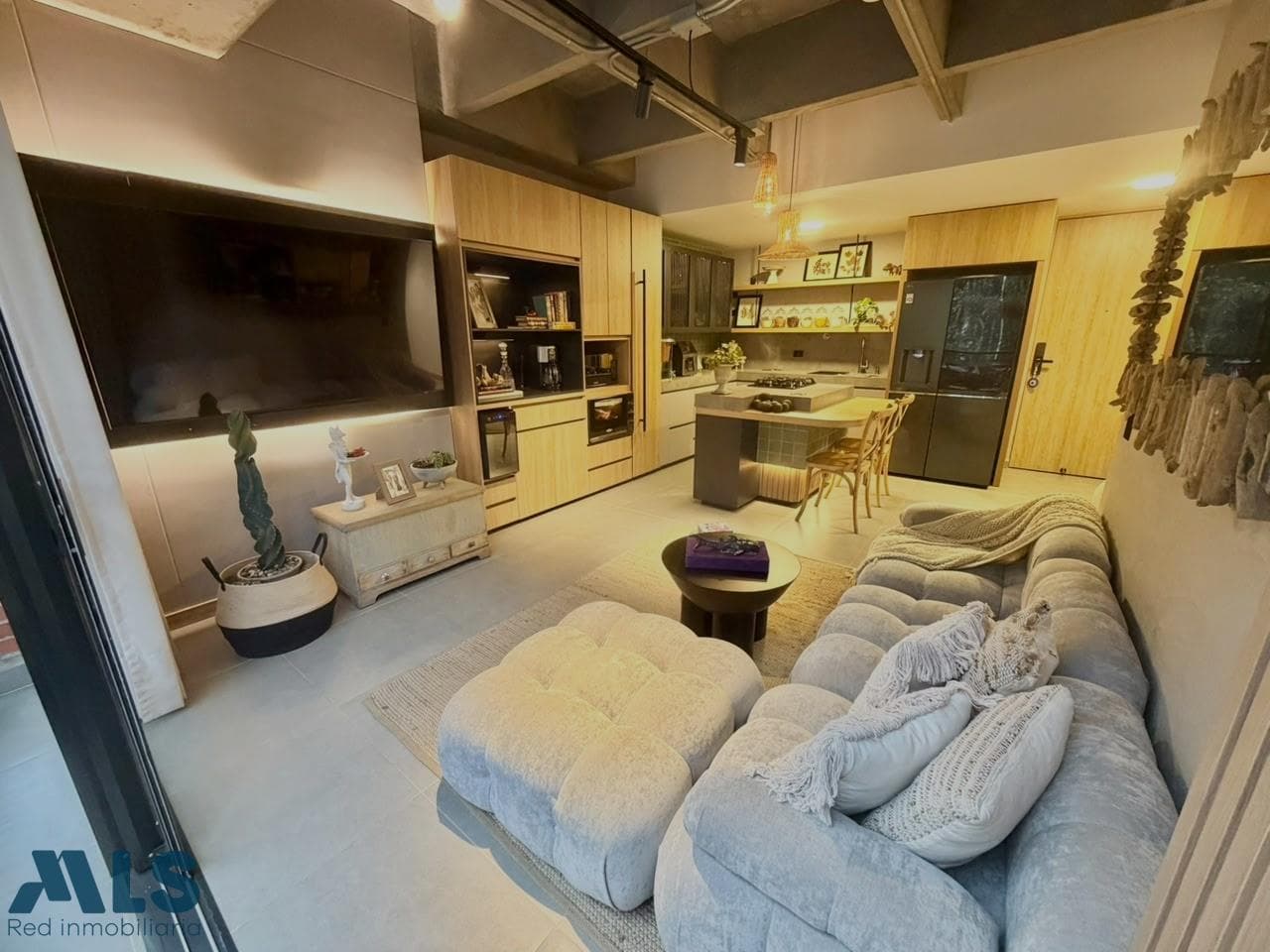 Apartamento en venta en Loma del Escobero, Aburra Sur, Envigado — foto 1 de 37