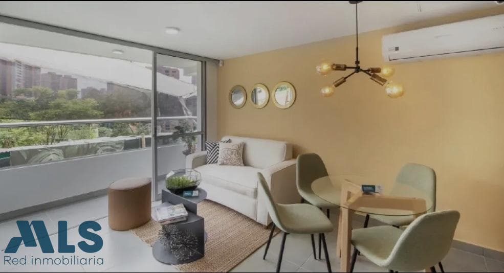 Apartamento en venta en Loma de San Jose, Aburra Sur, Sabaneta — foto 1 de 8