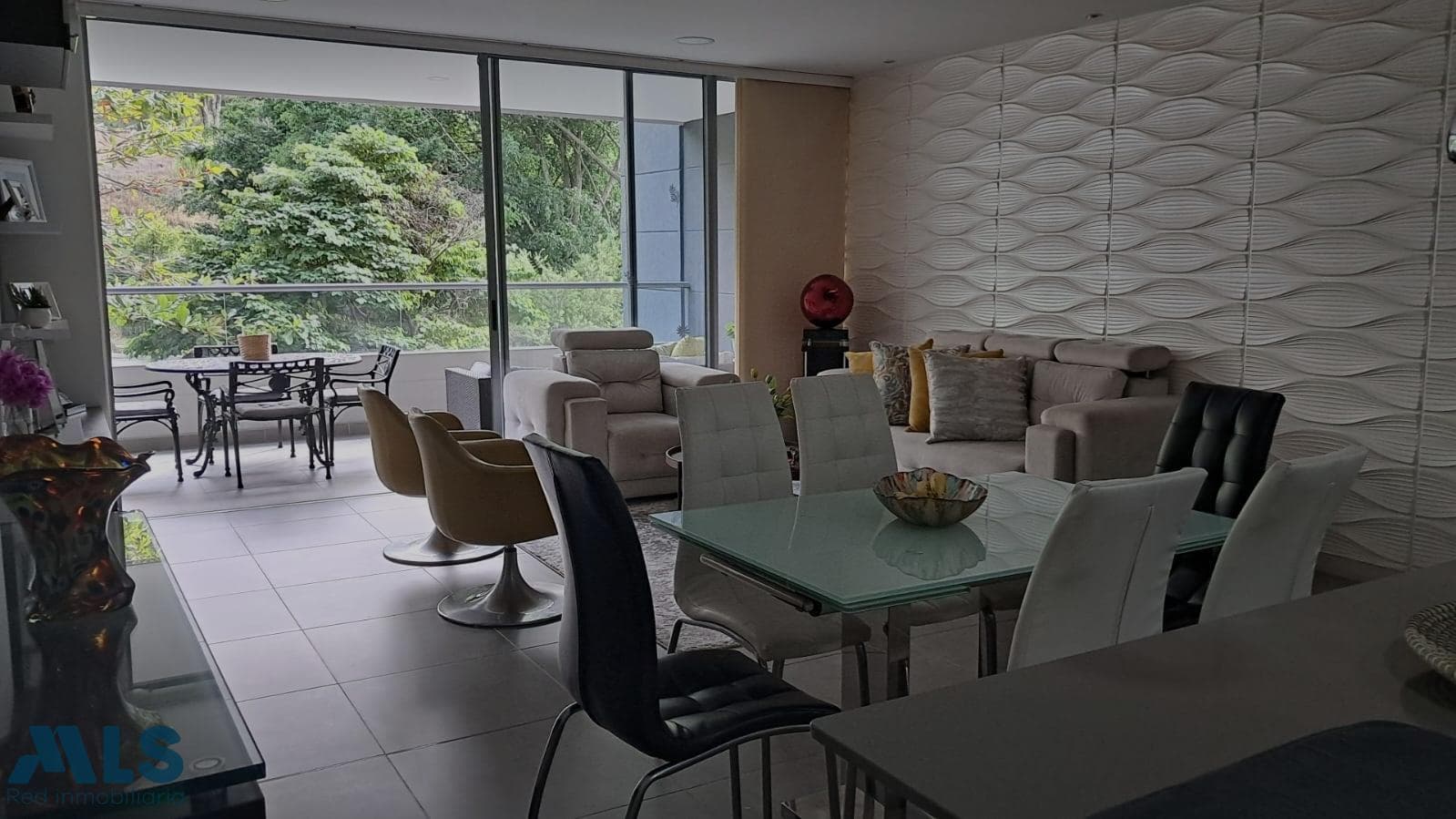 Apartamento en venta en Loma del Escobero, Aburra Sur, Envigado — foto 1 de 20