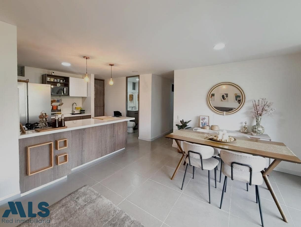 Apartamento en venta en Loma de Cumbres, Aburra Sur, Envigado — foto 1 de 18