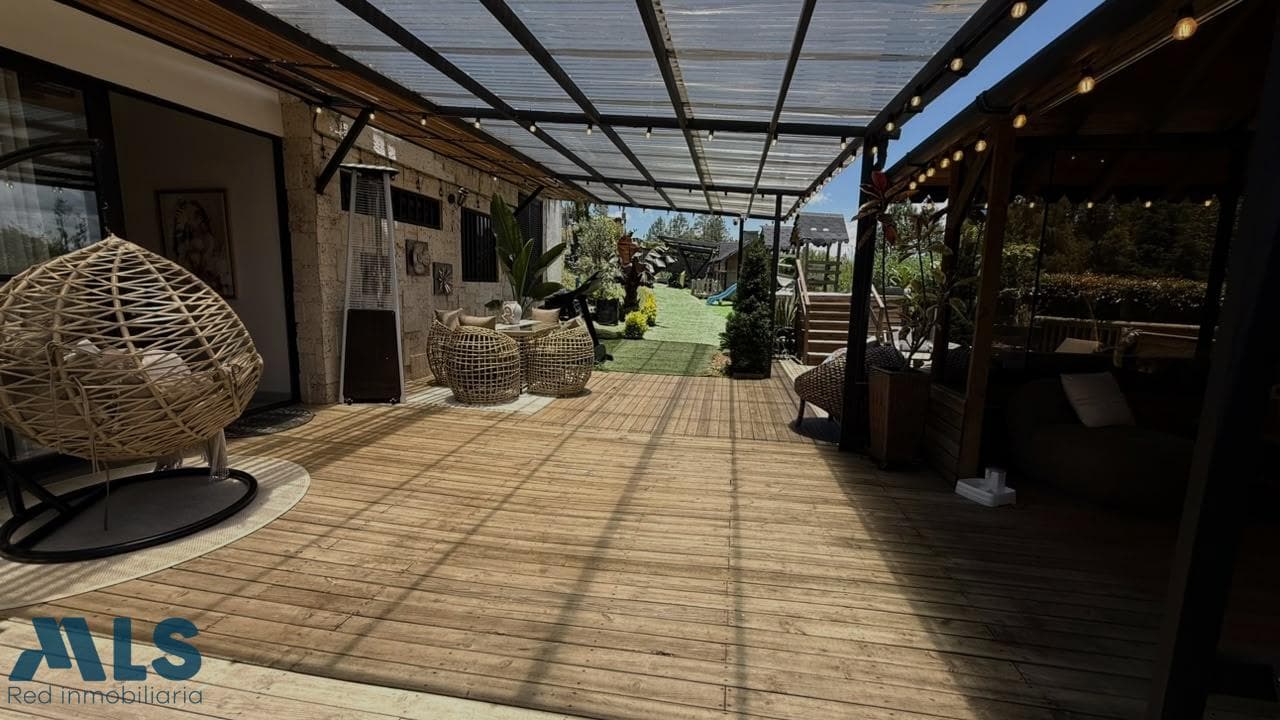 Casa en venta en Alto de las Palmas, Aburra Sur, Envigado — foto 1 de 41
