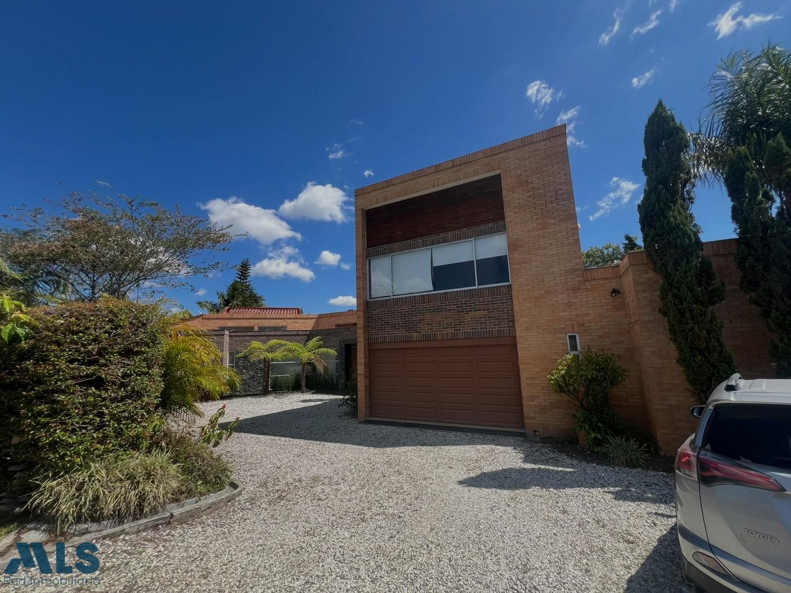 Casa en venta en V. El Tablazo, Oriente Antioqueño, Rionegro — foto 1 de 33
