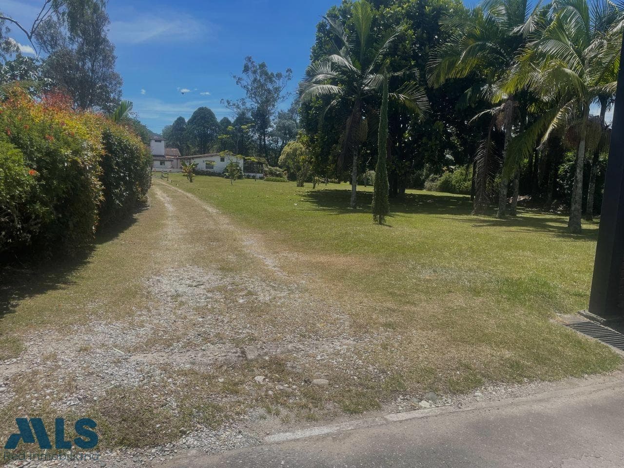 Casa en venta en V. Tres Puertas, Oriente Antioqueño, Rionegro — foto 1 de 8
