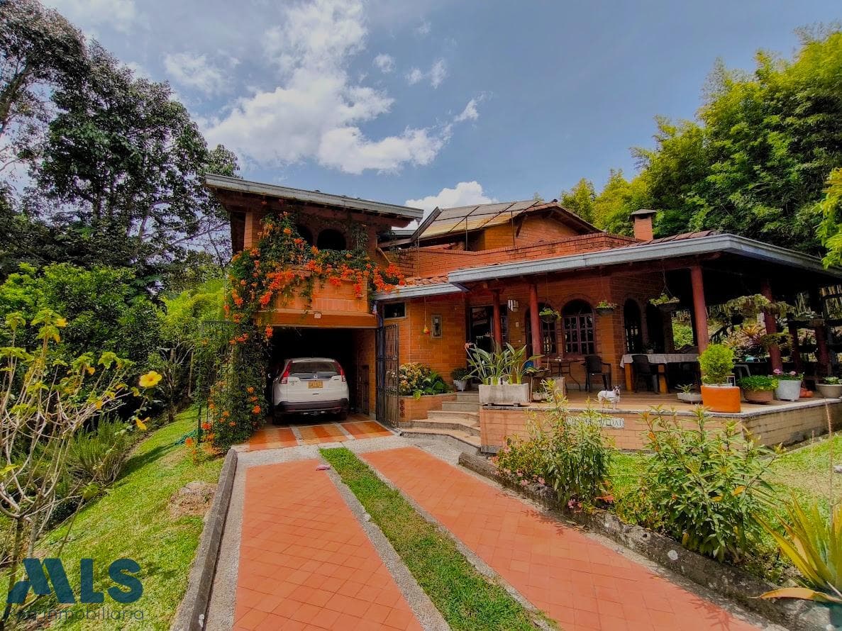 Casa en venta en V. Tarapaca, Aburra Sur, La Estrella — foto 1 de 13