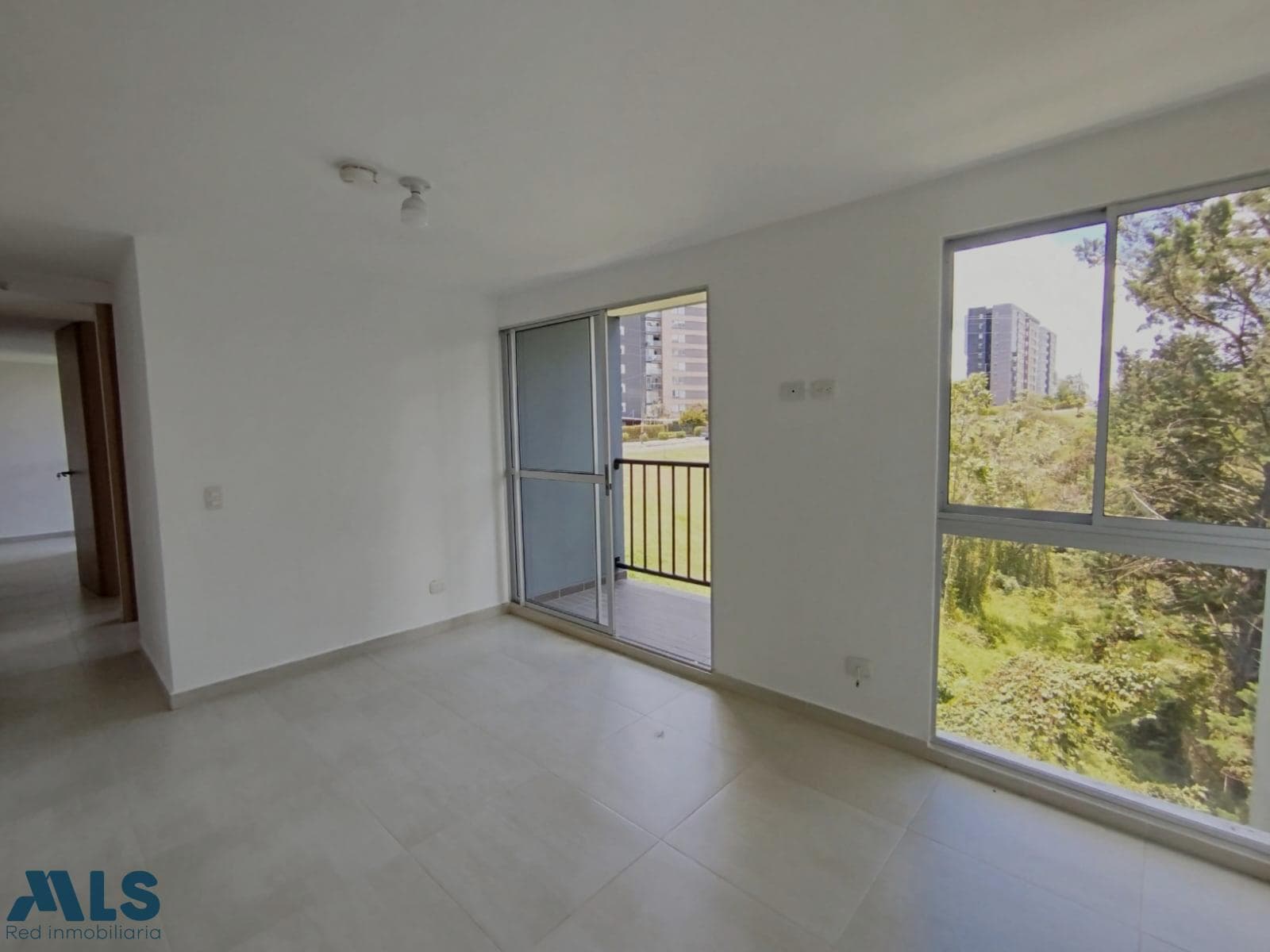 Apartamento en venta en V. Fontibon, Oriente Antioqueño, Rionegro — foto 1 de 13