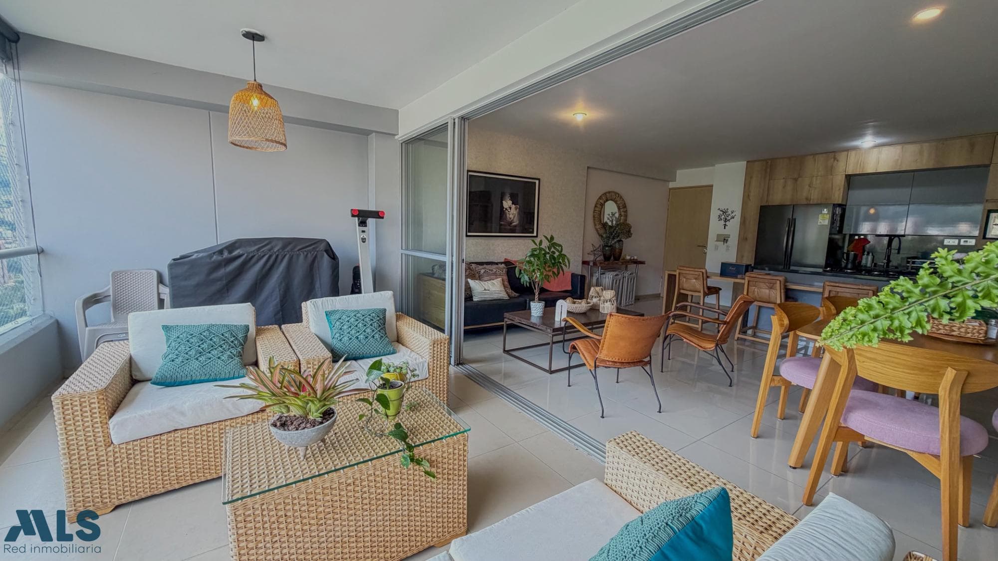 Apartamento en venta en Loma de las Brujas, Aburra Sur, Envigado — foto 1 de 15