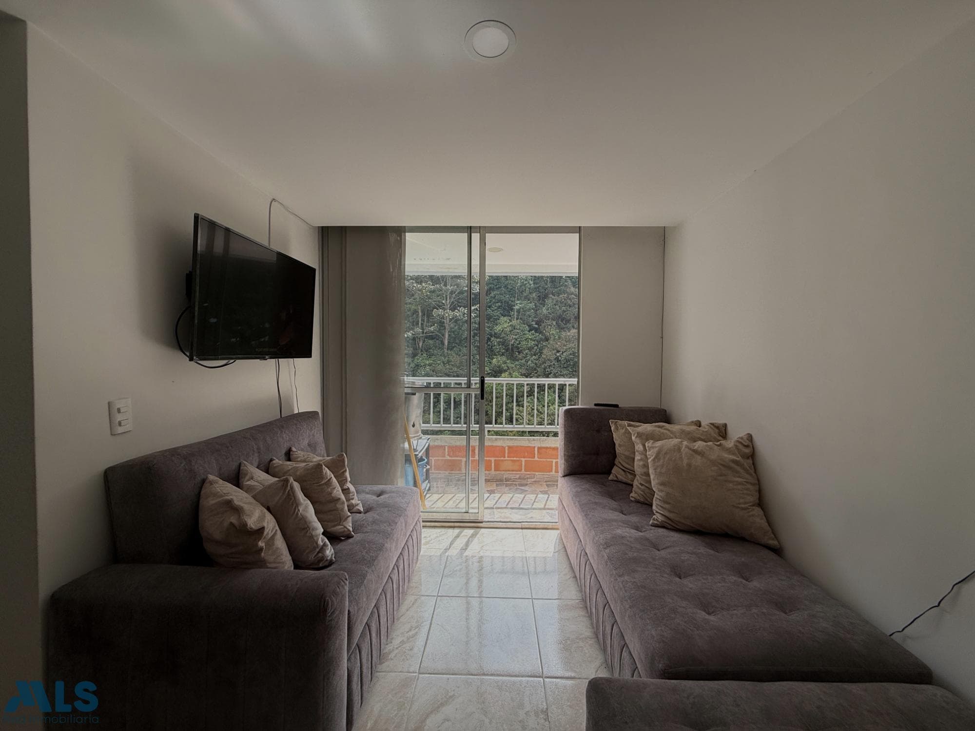 Apartamento en venta en Loma de San Jose, Aburra Sur, Sabaneta — foto 1 de 14