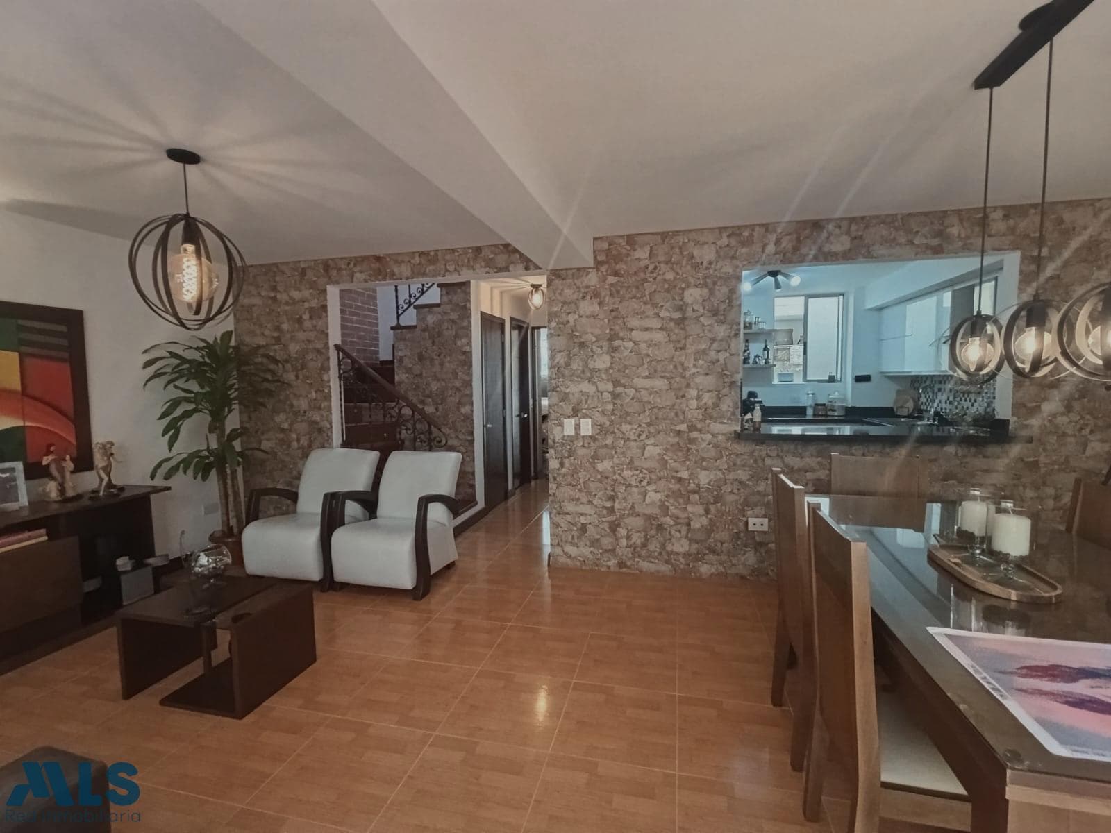 Casa en venta en El Esmeraldal, Aburra Sur, Envigado — foto 1 de 19