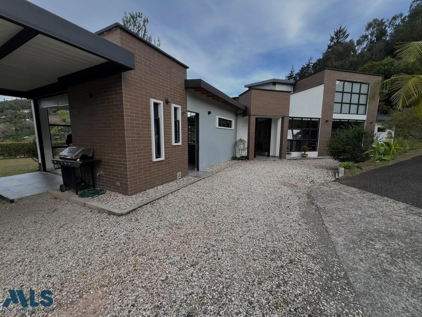 Casa en venta en V. Don Diego, Oriente Antioqueño, El Retiro — foto 1 de 48