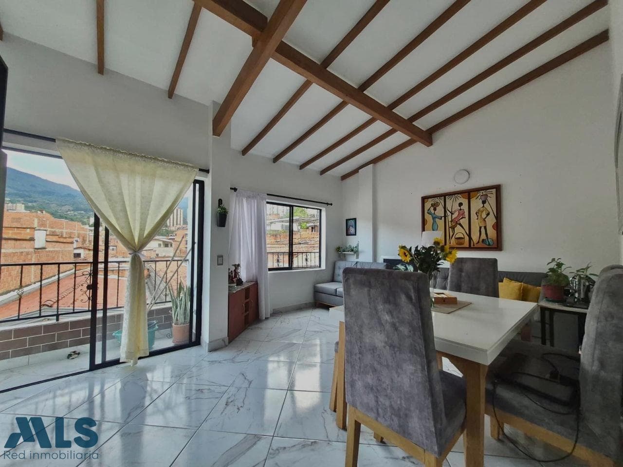 Apartamento en venta en San Rafael, Aburra Sur, Envigado — foto 1 de 18