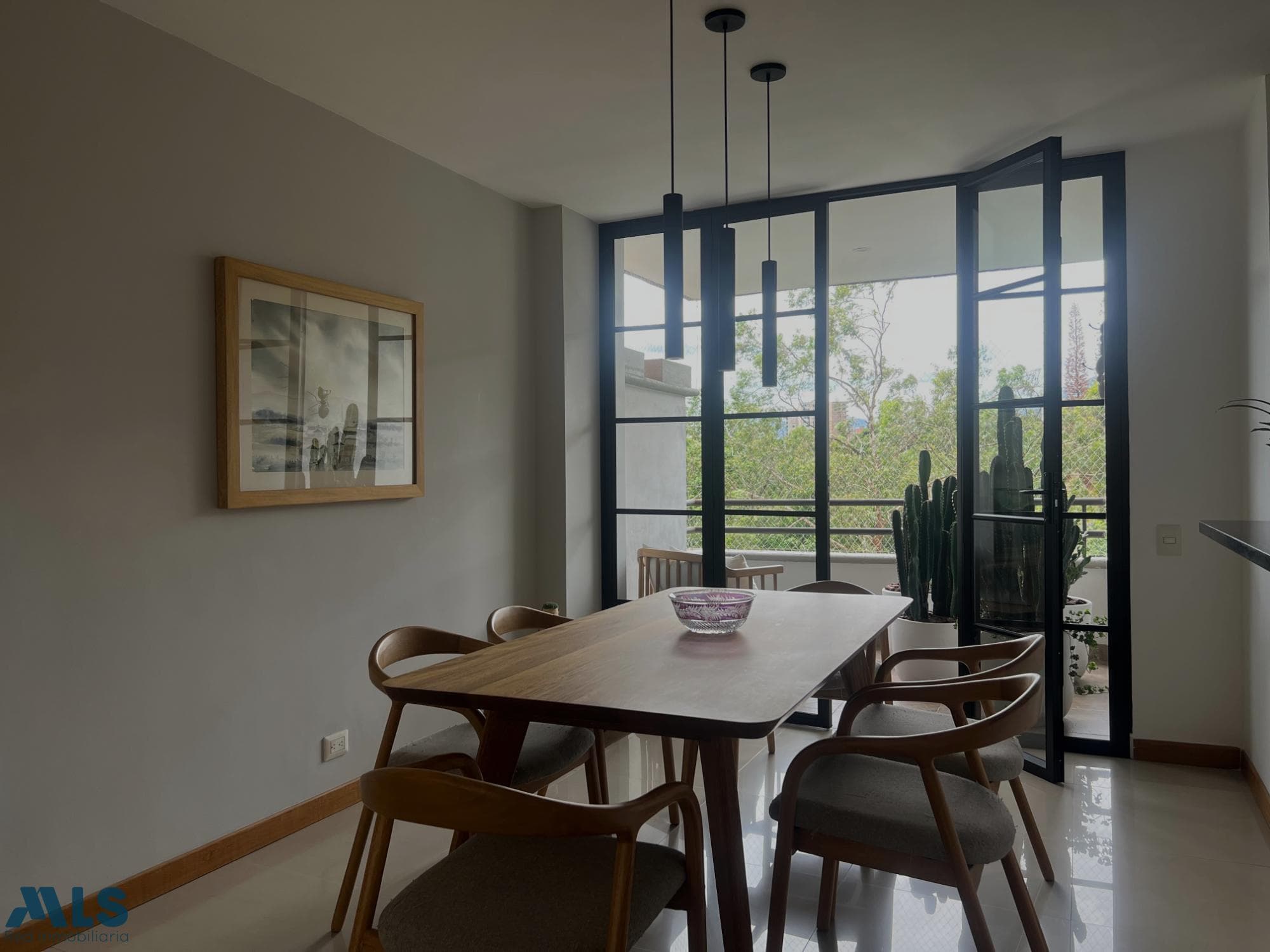 Apartamento en venta en El Campestre, Poblado, Medellín — foto 1 de 15
