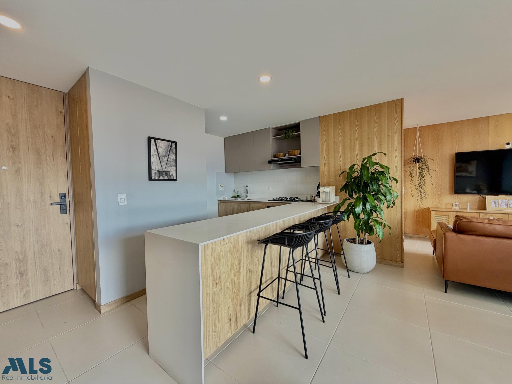 Apartamento en venta en Loma del Escobero, Aburra Sur, Envigado — foto 1 de 19