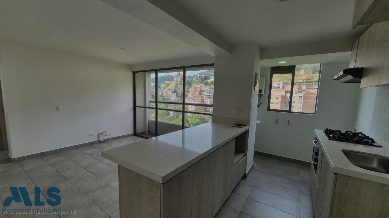 Apartamento en venta en Loma de los Bernal, Belén Guayabal, Medellín — foto 1 de 48