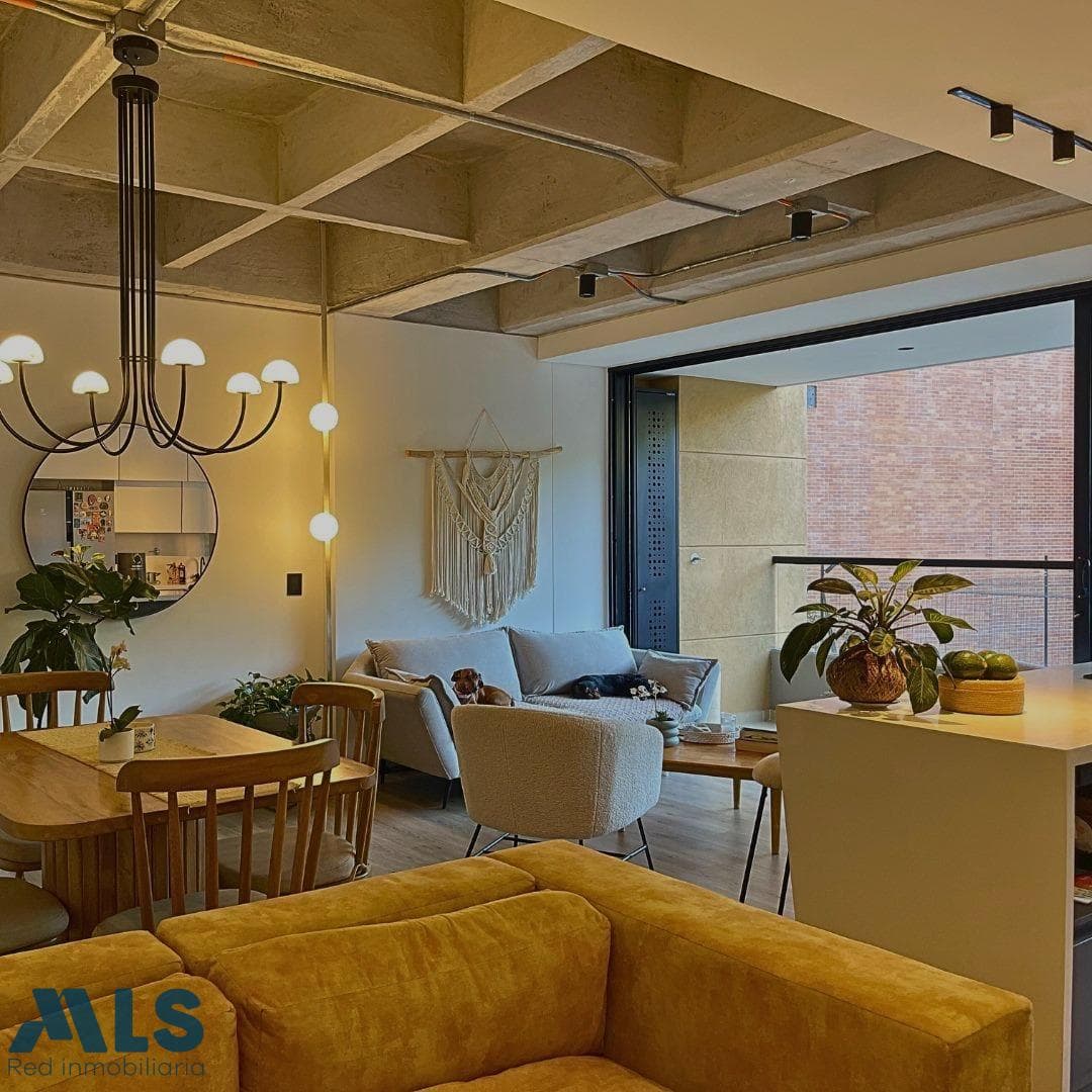 Apartamento en venta en Loma de los Mesa, Aburra Sur, Envigado — foto 1 de 13