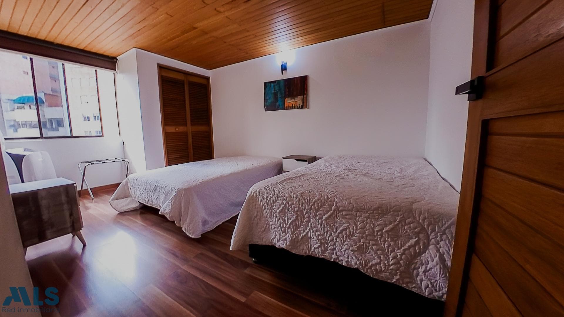 Apartamento en venta en Laureles, Medellín — foto 1 de 9
