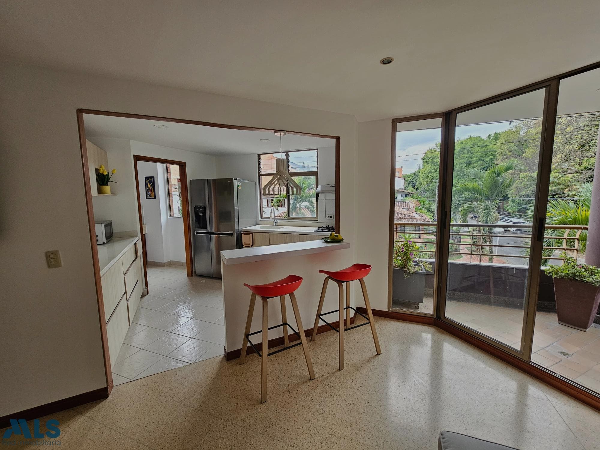 Apartamento en venta en El Portal, Aburra Sur, Envigado — foto 1 de 25