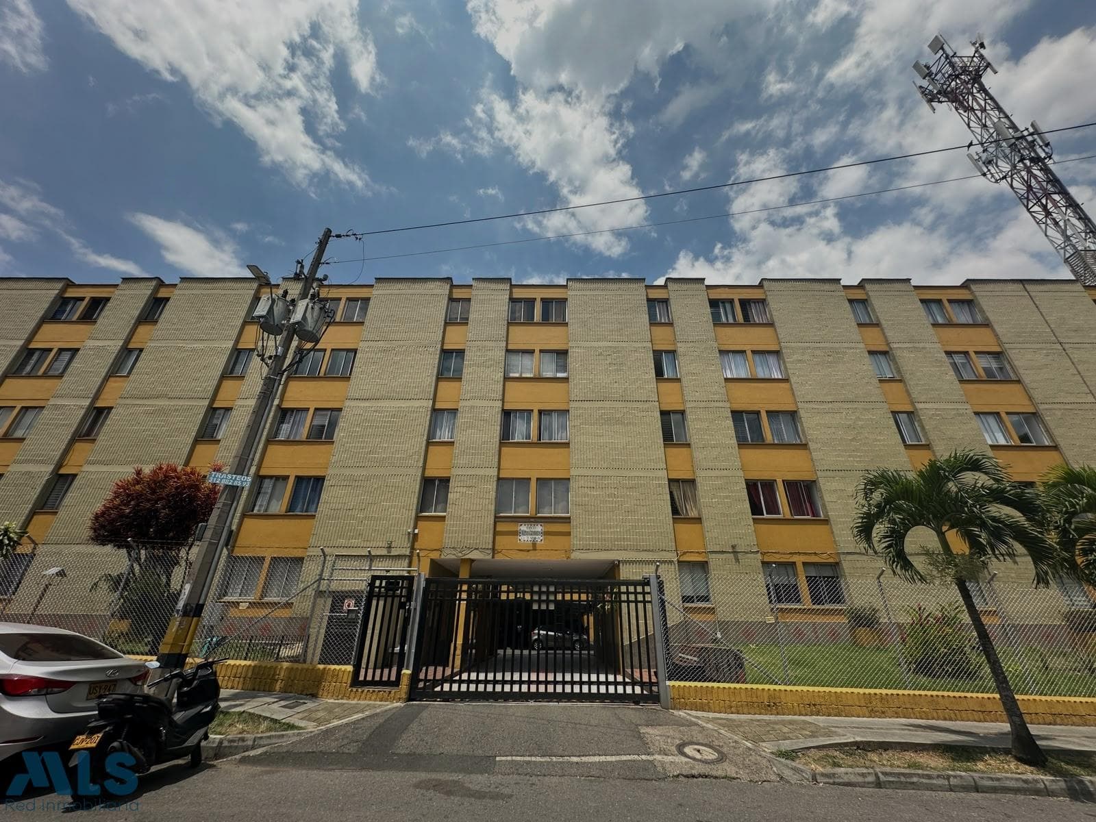 Apartamento en venta en Belén Rosales, Belén Guayabal, Medellín — foto 1 de 10