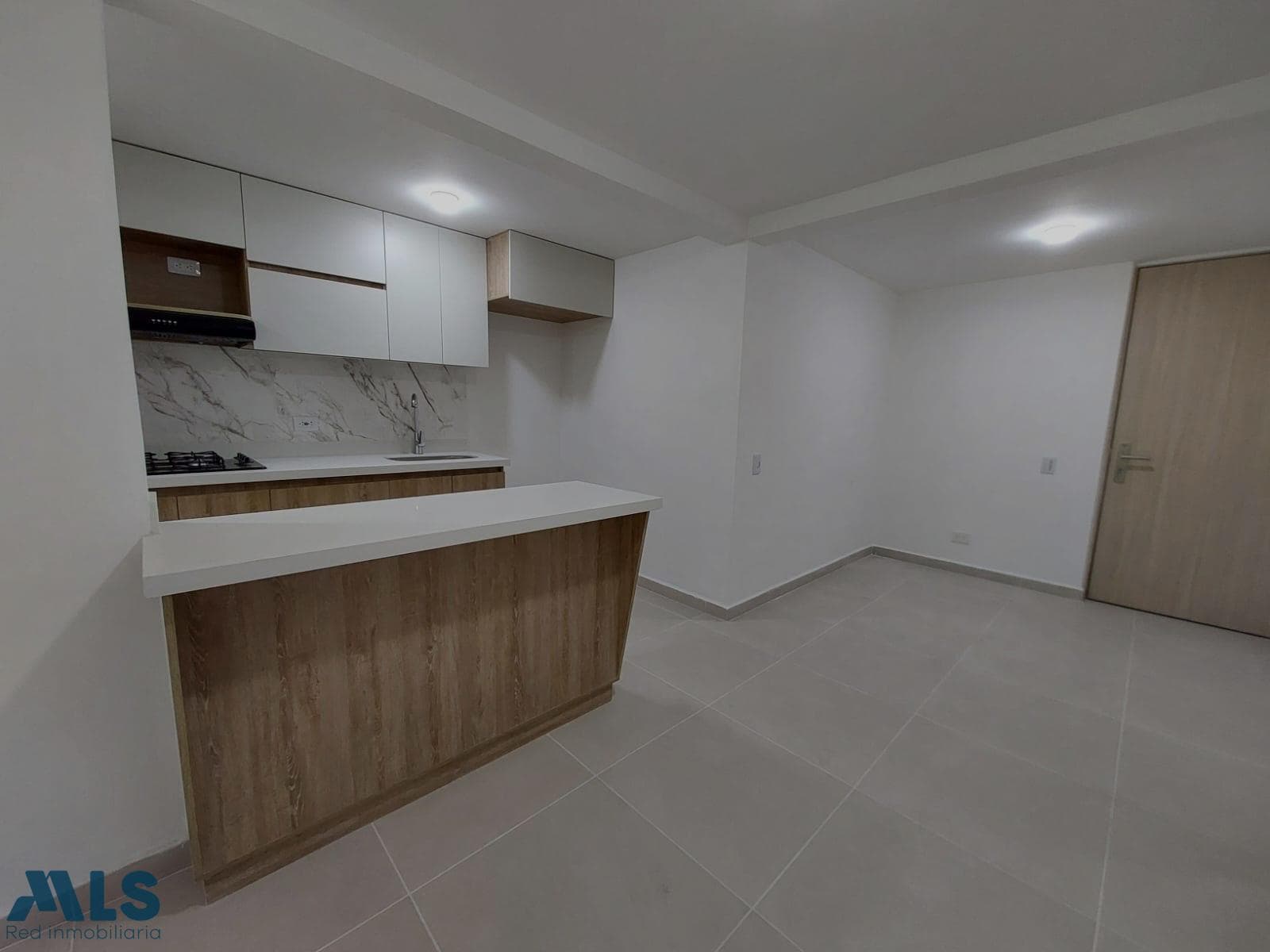 Apartamento en venta en Loma de San Jose, Aburra Sur, Sabaneta — foto 1 de 16