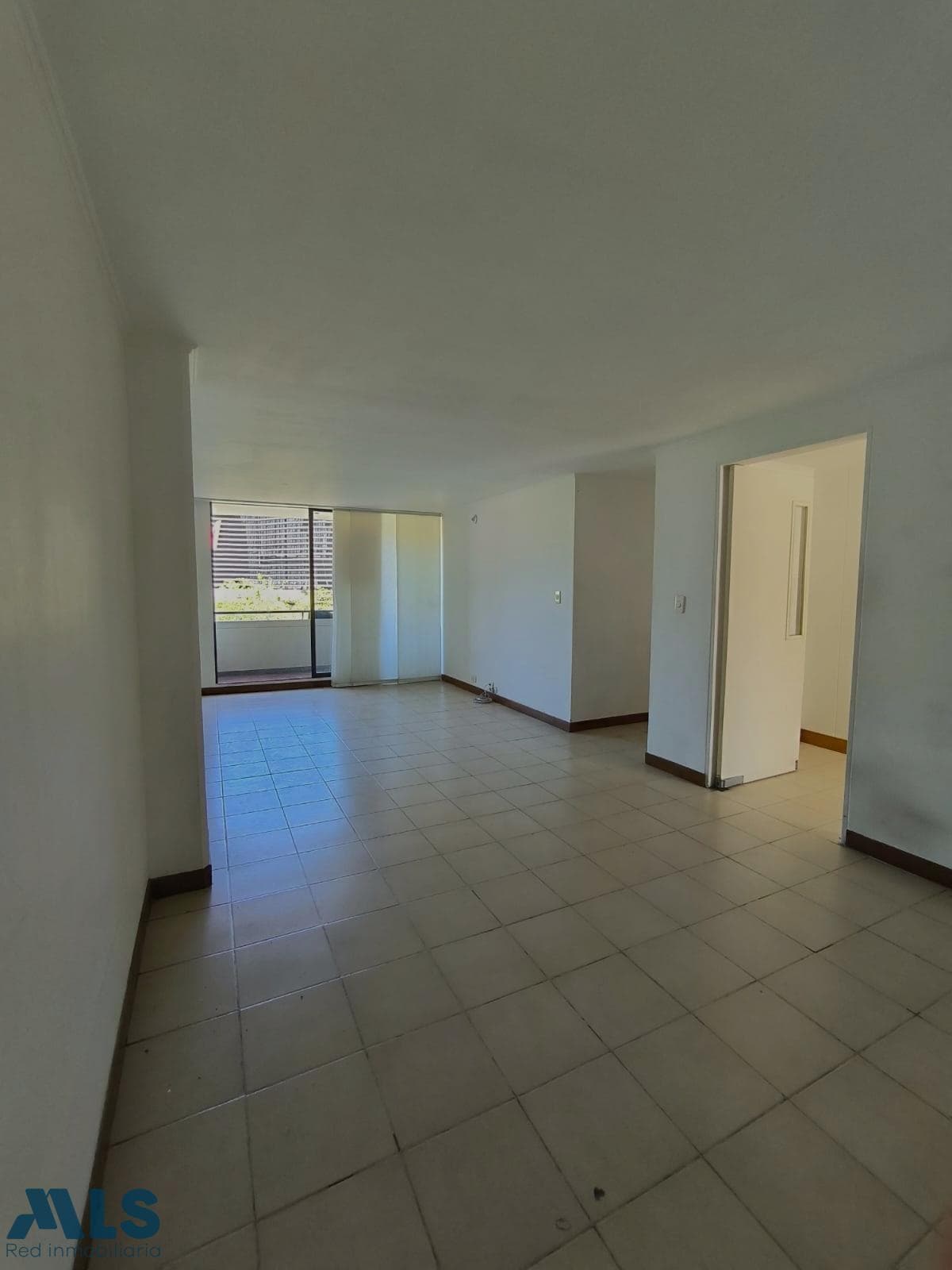 Apartamento en venta en El Portal, Aburra Sur, Envigado — foto 1 de 13